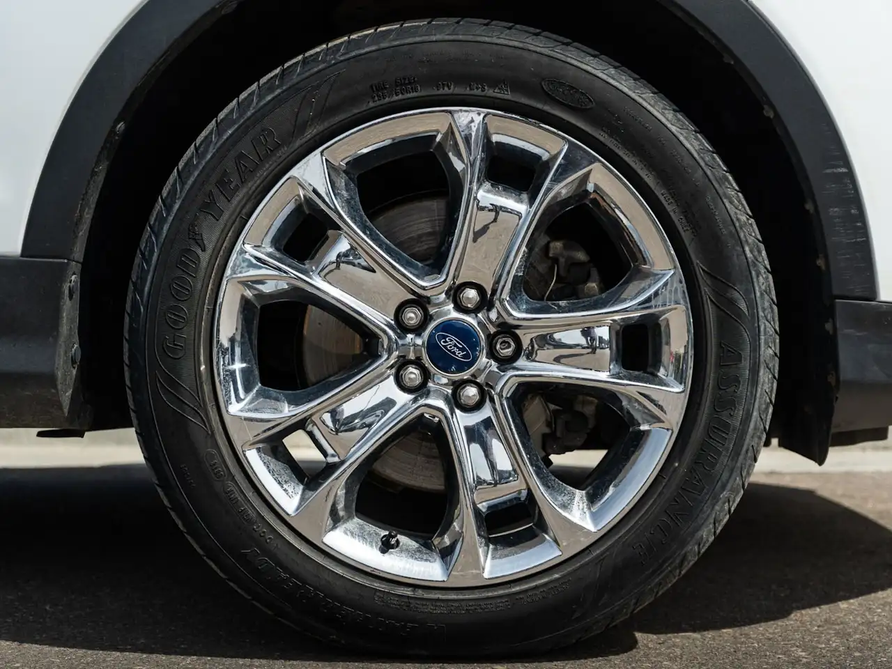 Ford Escape снимка Ford Escape