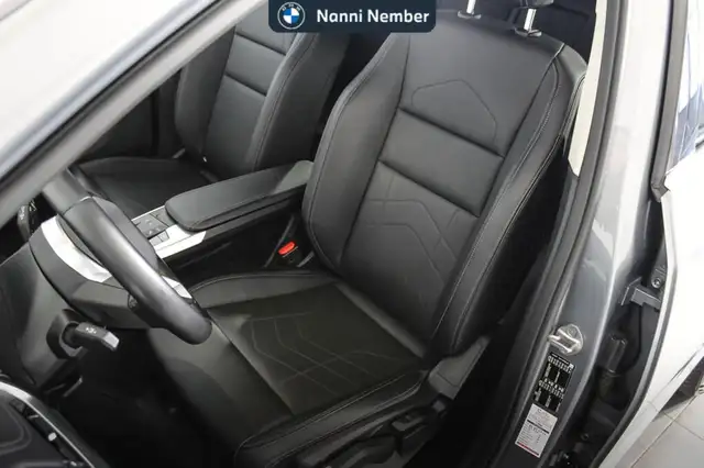 BMW 2 Series view 13