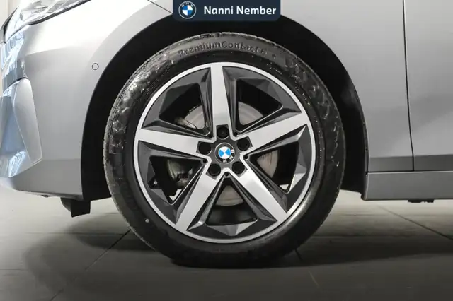 BMW 2 Series view 7
