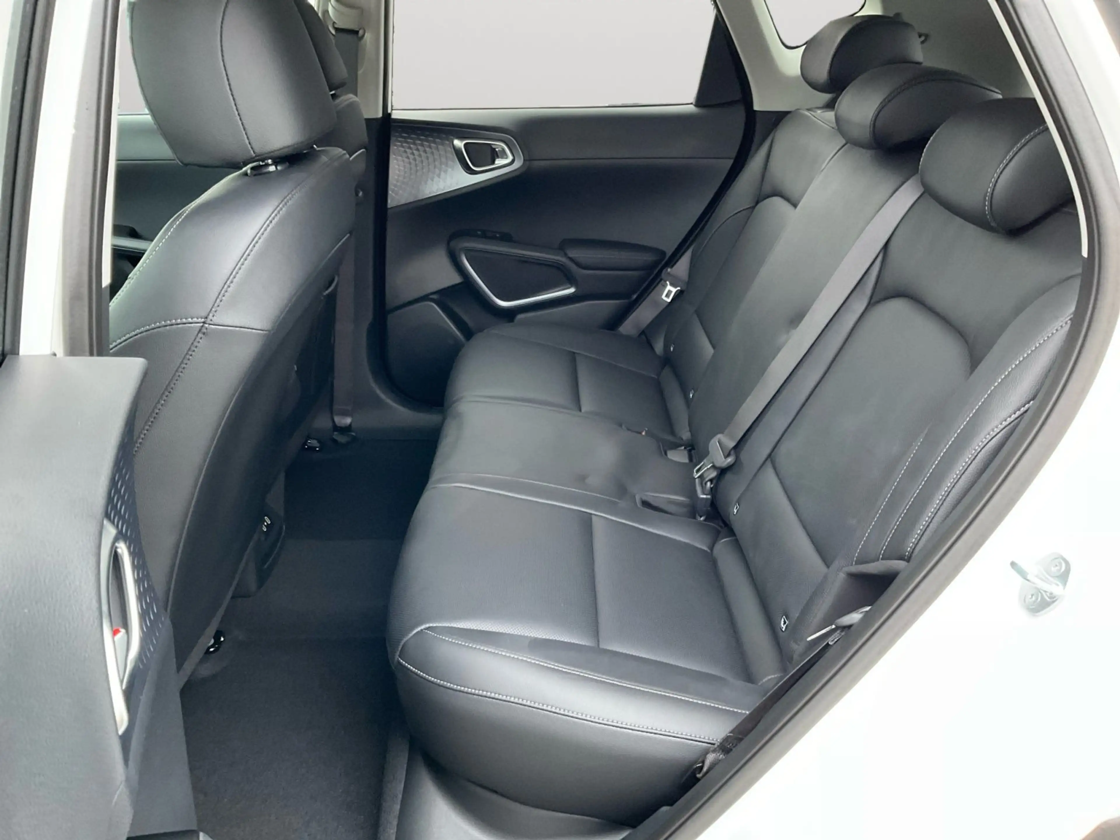 Kia Soul e-Soul Inspiration WP-SUV-LED-GD — photo 14