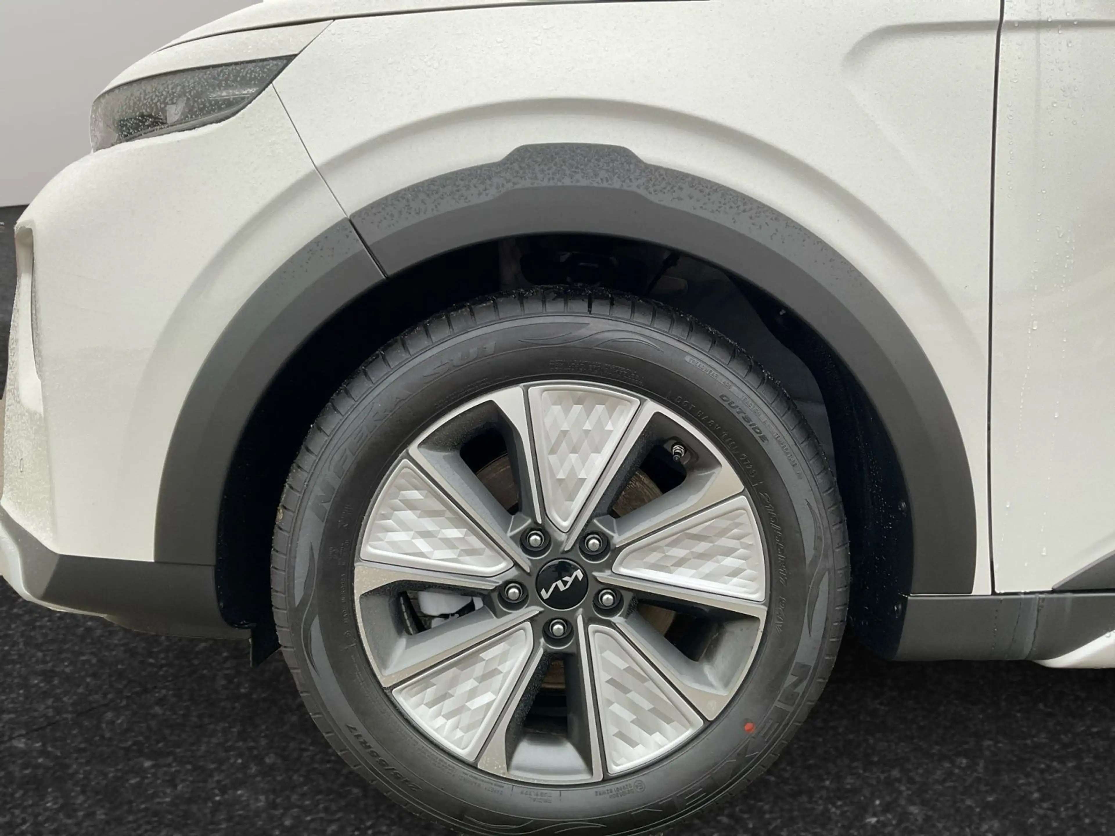 Kia Soul e-Soul Inspiration WP-SUV-LED-GD — photo 15