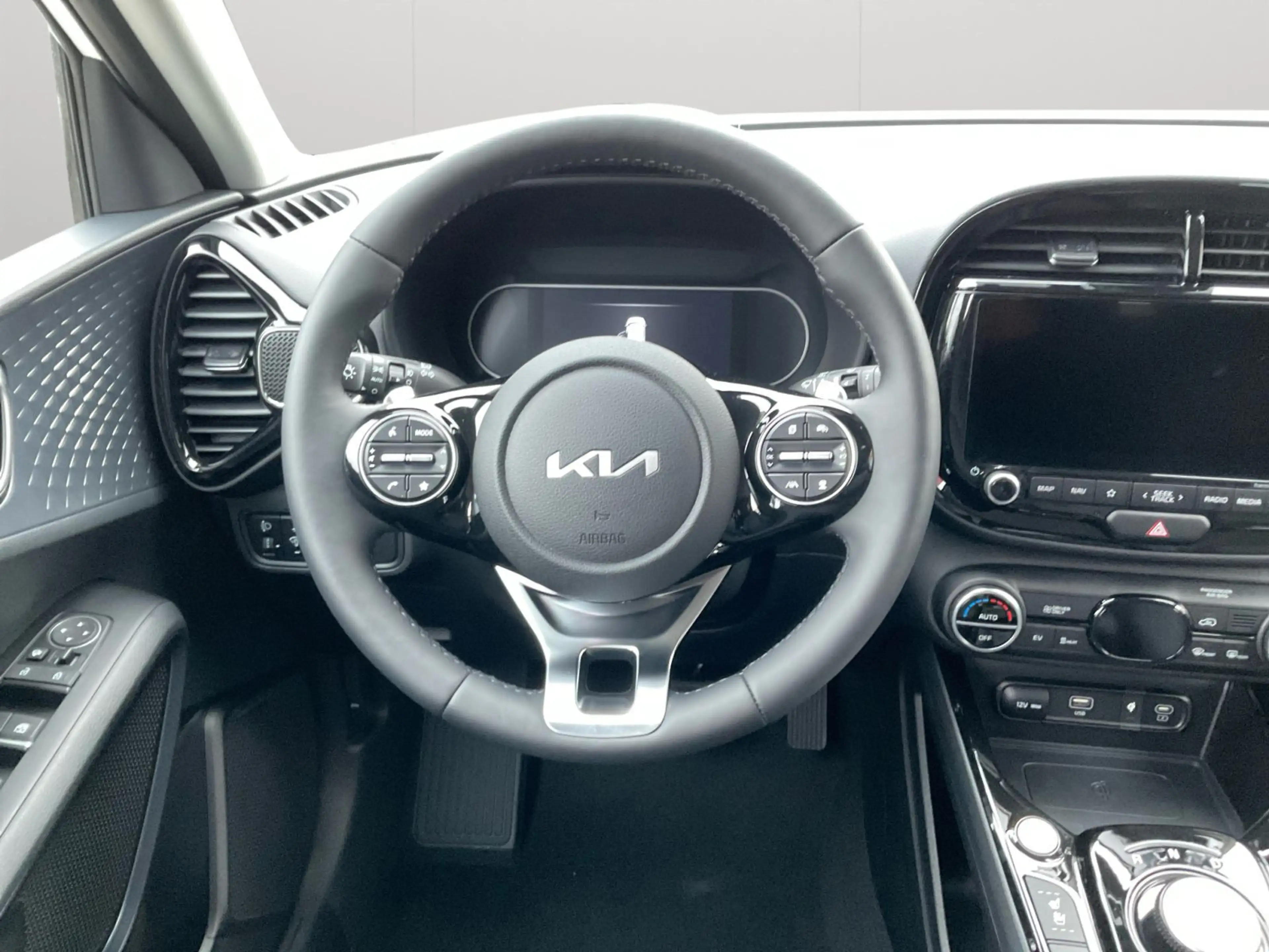 Kia Soul e-Soul Inspiration WP-SUV-LED-GD — photo 13