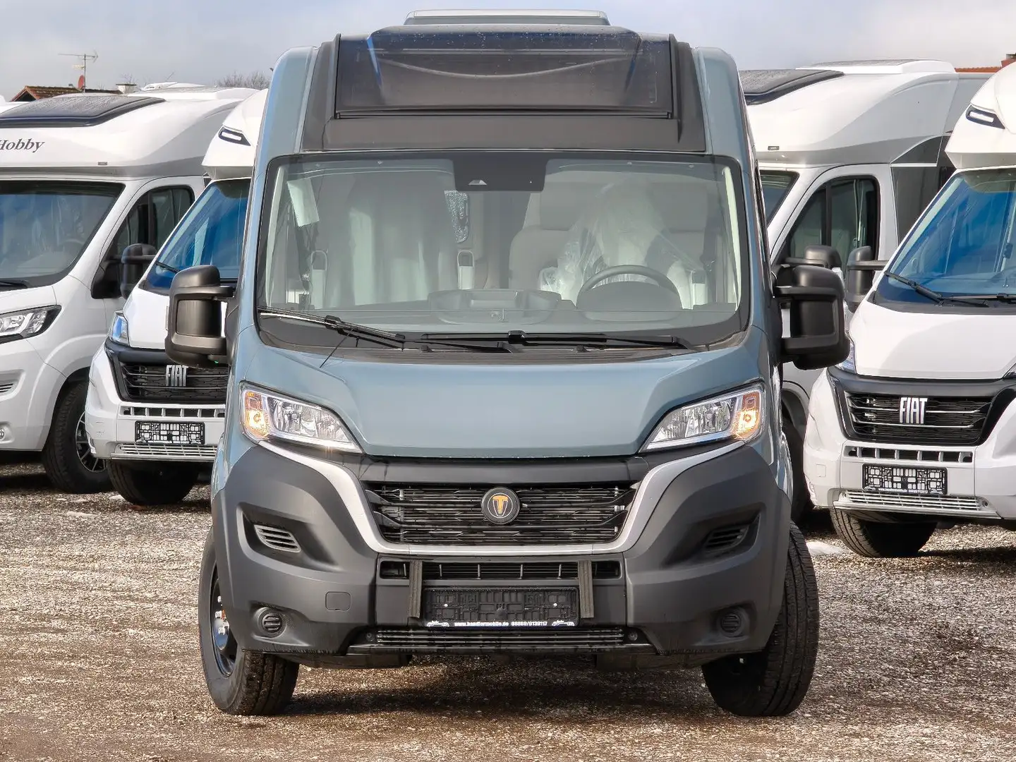 VanTourer 540 D, Skyroof Grau - 2