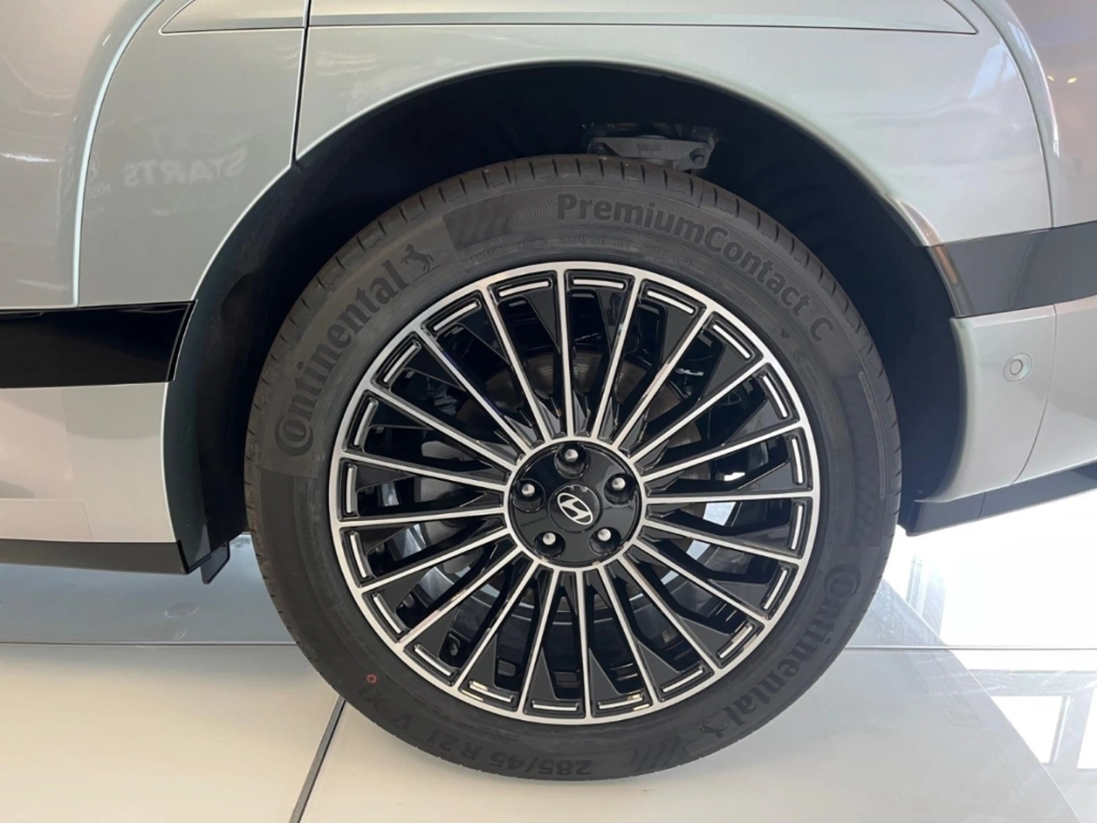 Hyundai IONIQ 9 7-Sitzer UNIQ HUD Niveau El. Panodach  360°-Kamera — photo 6
