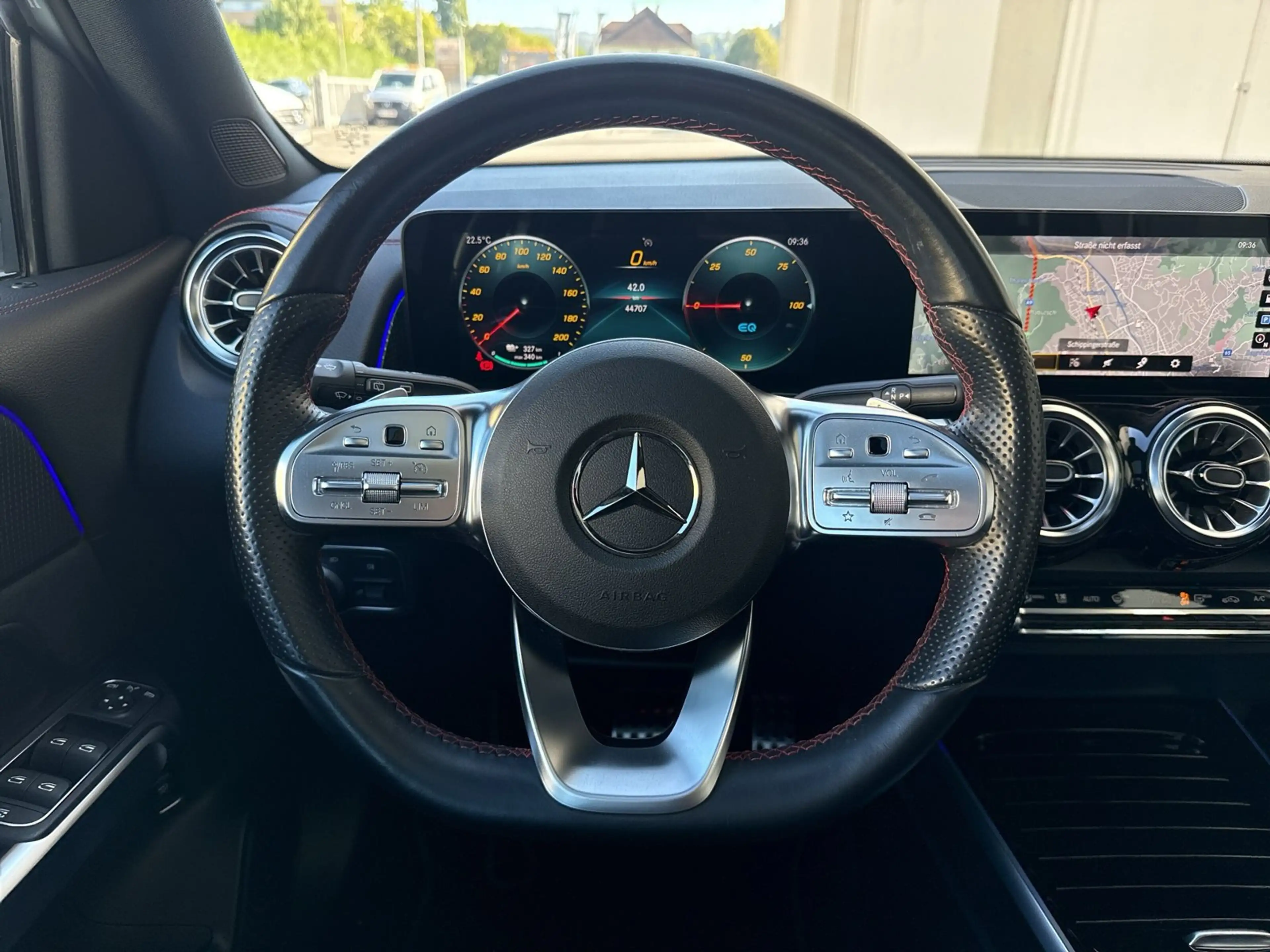 Mercedes-Benz EQB 300 4MATIC Navi Cam SHZ EASY-PACK — photo 9
