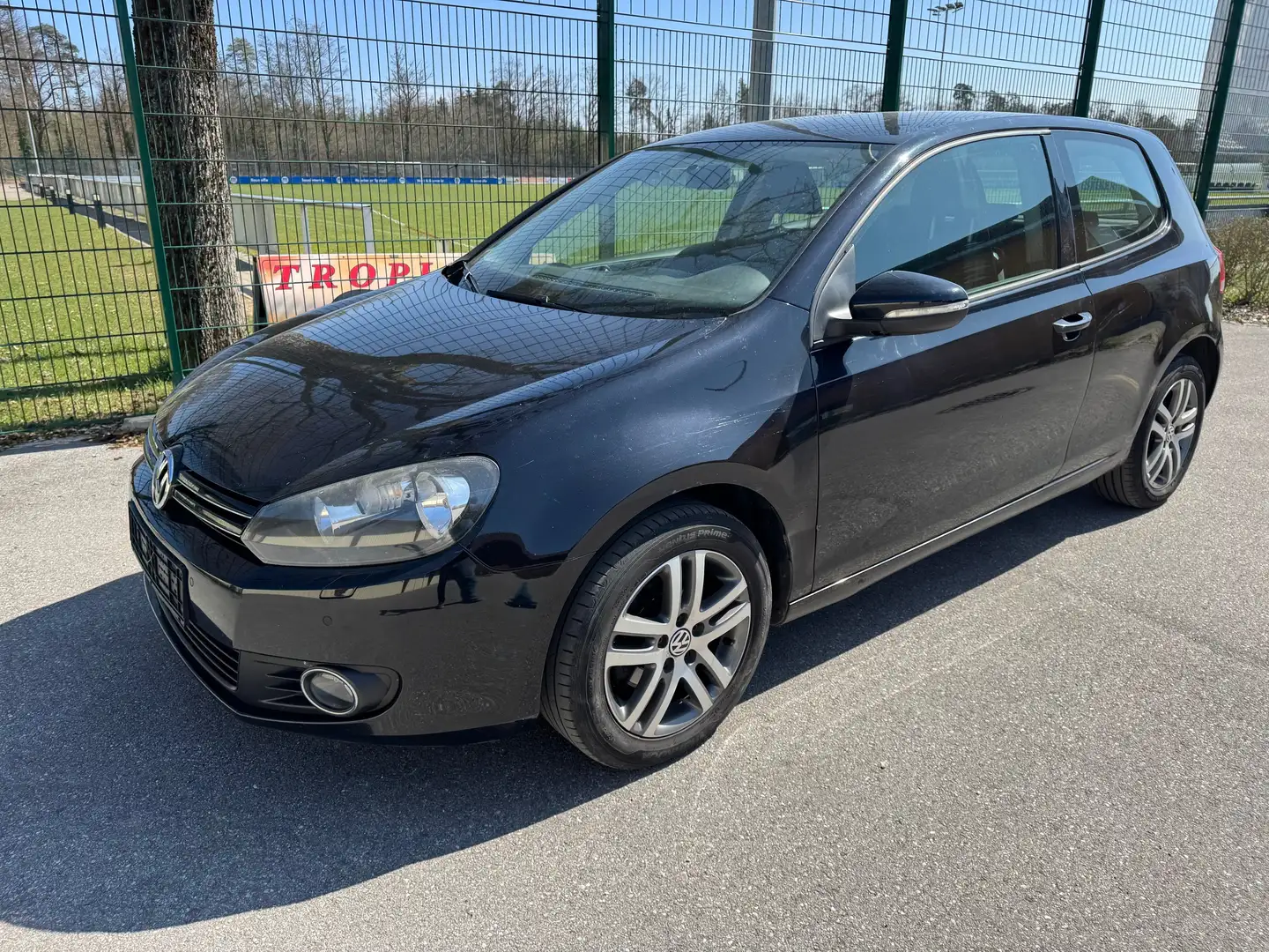 Volkswagen Golf Comfortline SHZ/KLIMA/ALU/8 Fach****FESTPREIS***** Zwart - 1