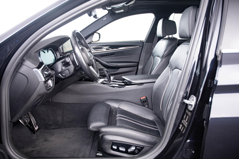 BMW 530 5-serie Touring 530i High Executive M-sport - Pano — photo 14