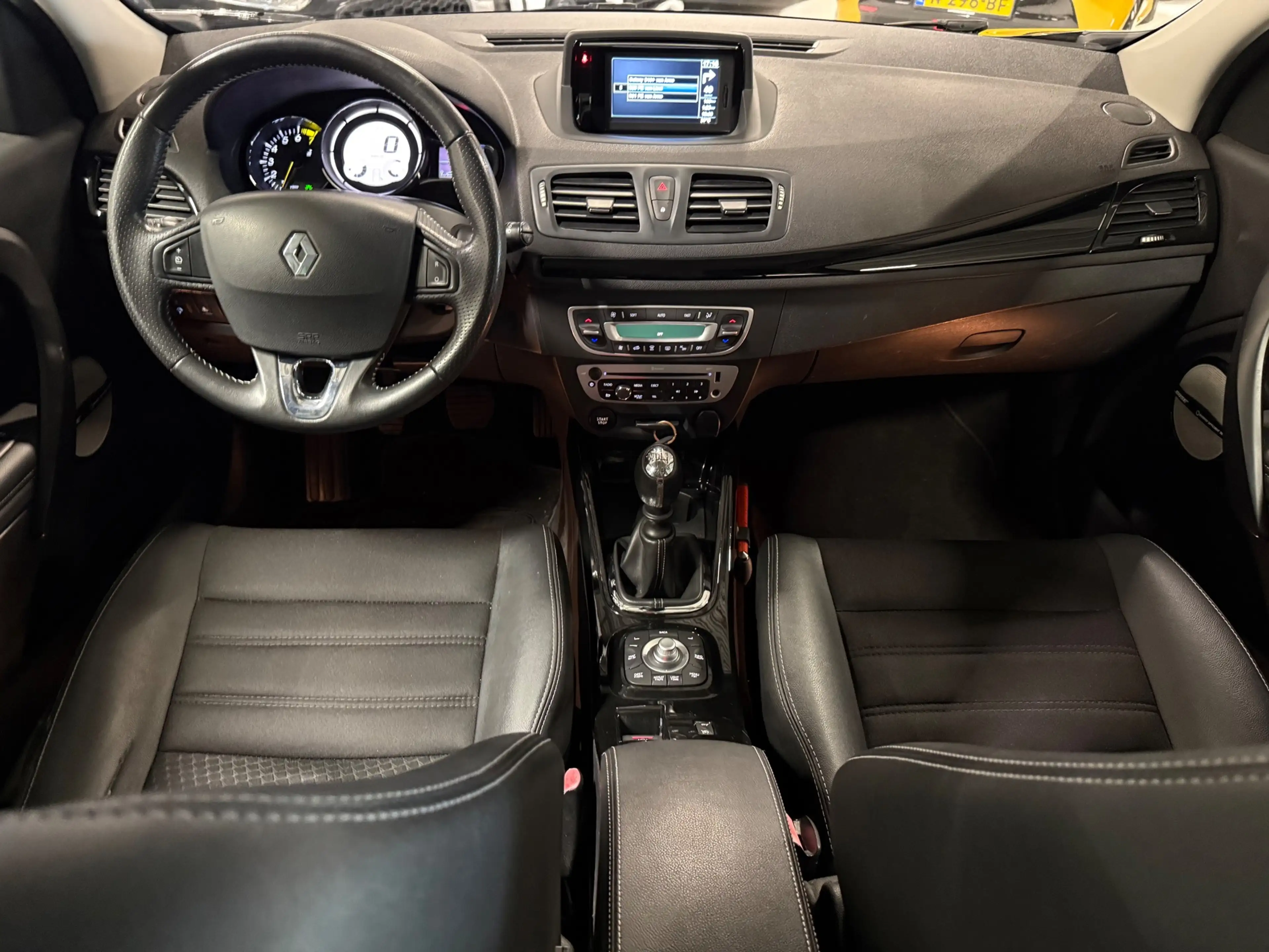 Renault Megane Estate 1.2 TCe 116PK Bose|Navi|Led|Facelift!! — photo 11