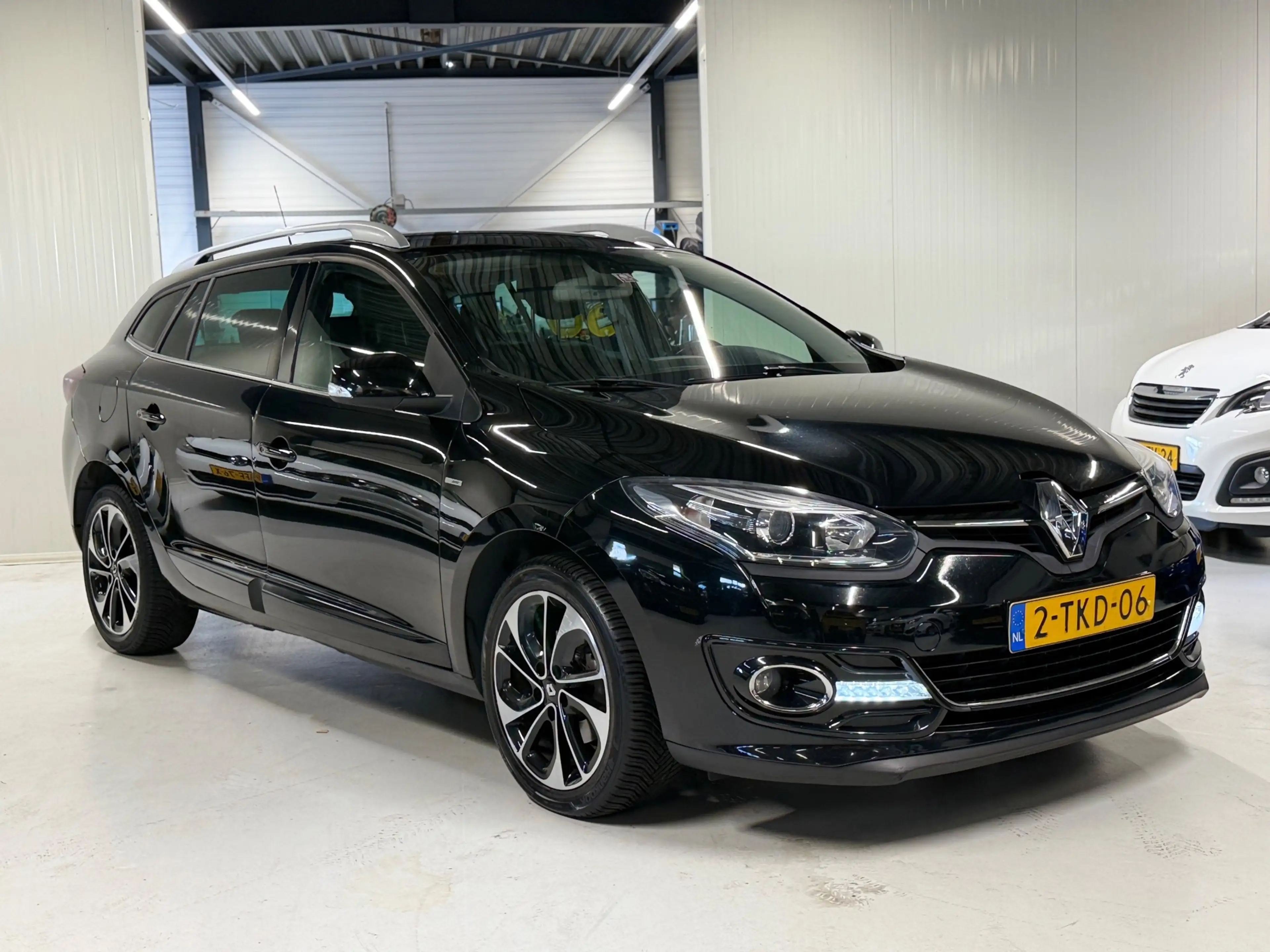 Renault Megane Estate 1.2 TCe 116PK Bose|Navi|Led|Facelift!! — photo 4