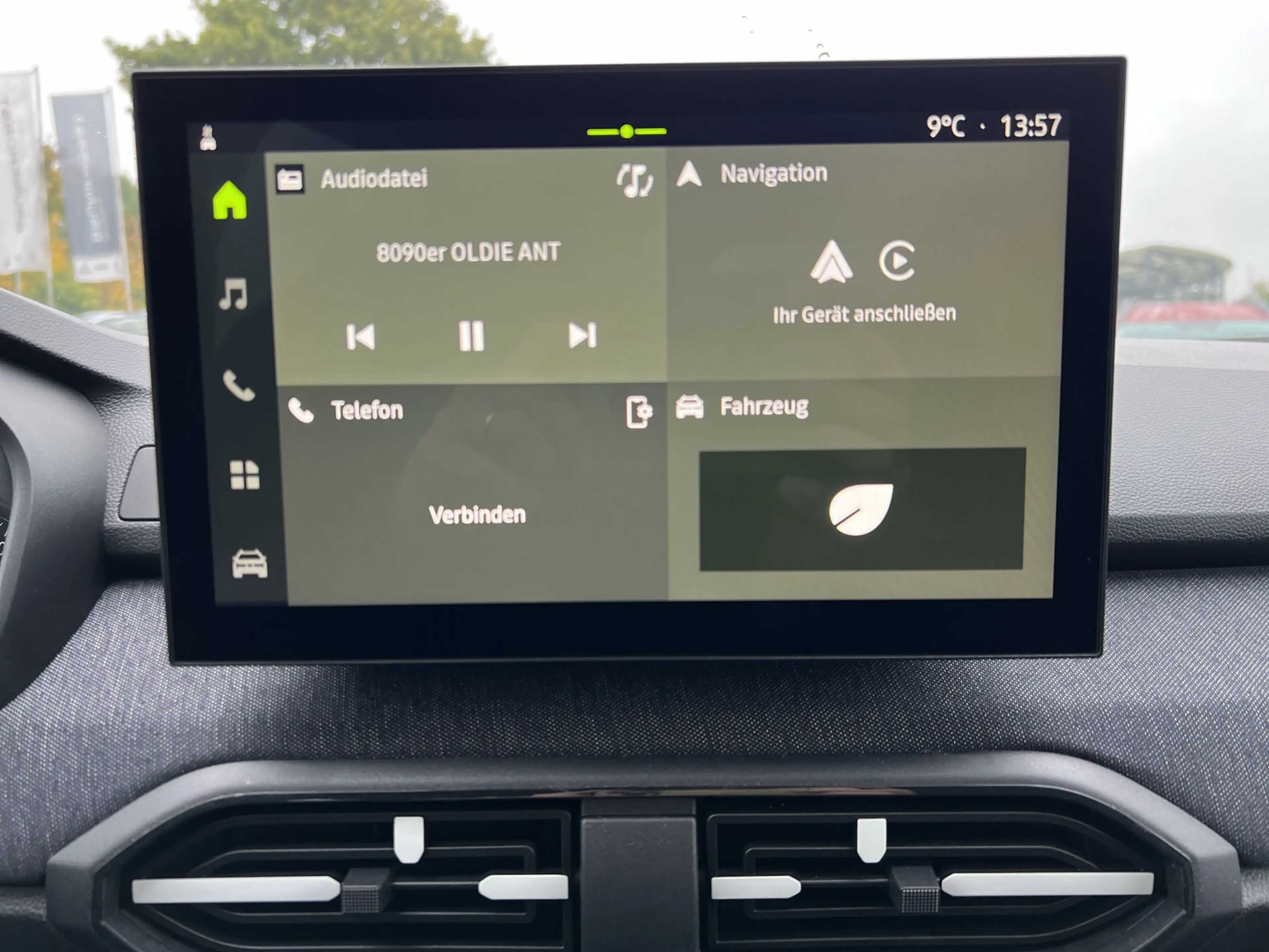 Dacia Jogger TCe 110 Expression 7-S SHZ+RFK+LED — photo 11