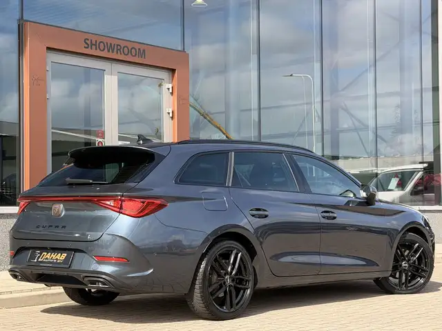 CUPRA Leon view 12