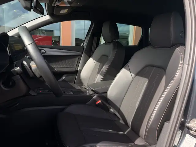 CUPRA Leon view 4