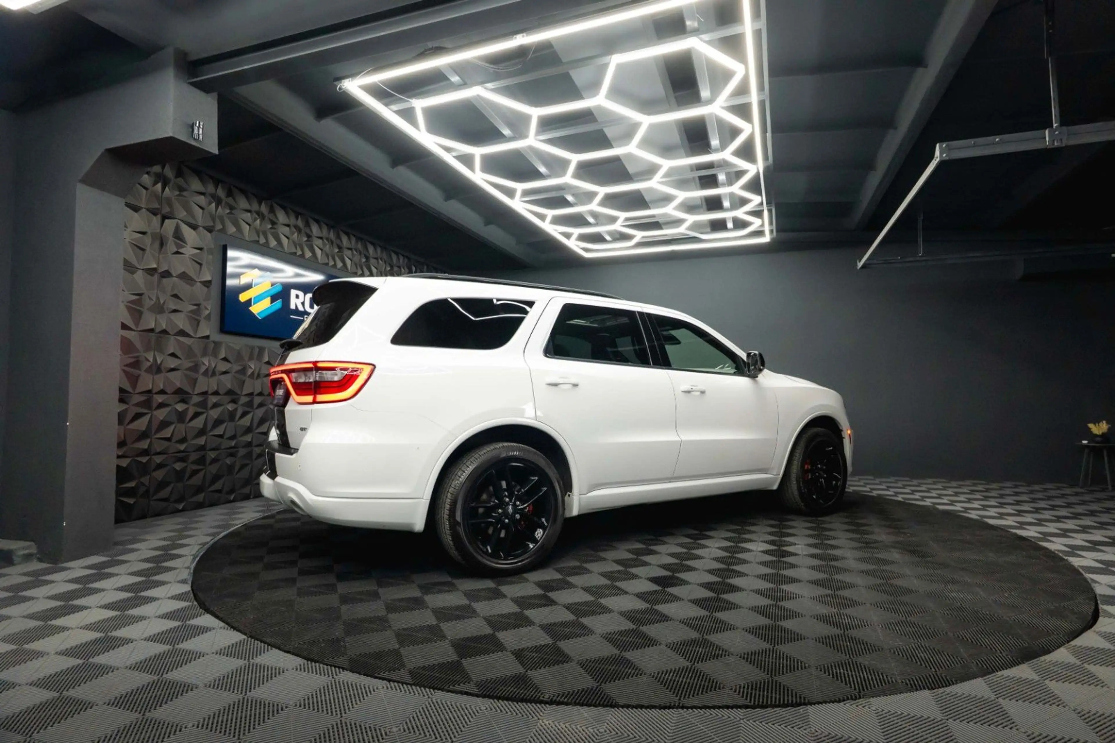 Dodge Durango 3.6 V6 GT 4x4 Night-Paket SRT PREMIUM+ — photo 11
