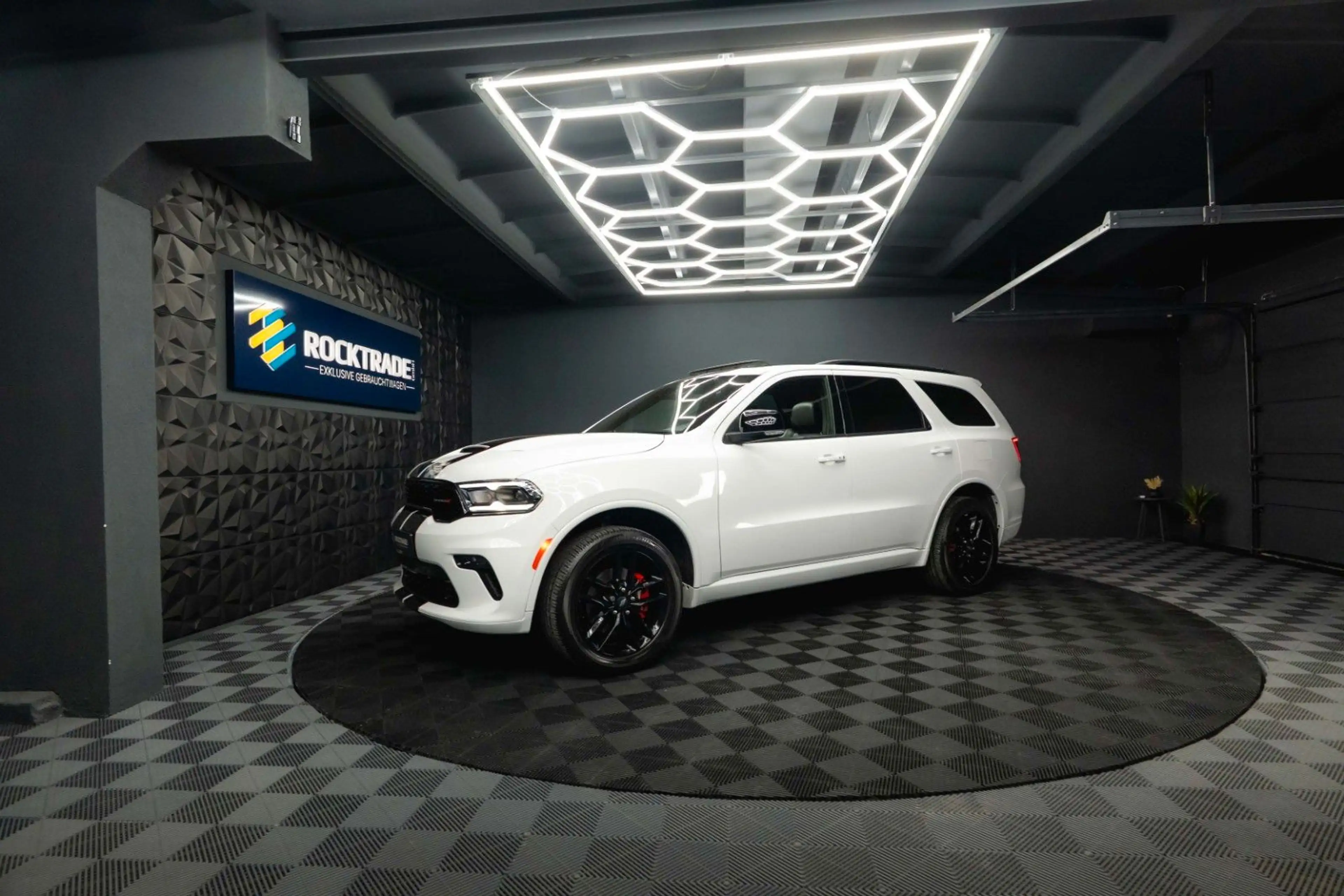 Dodge Durango 3.6 V6 GT 4x4 Night-Paket SRT PREMIUM+ — photo 2