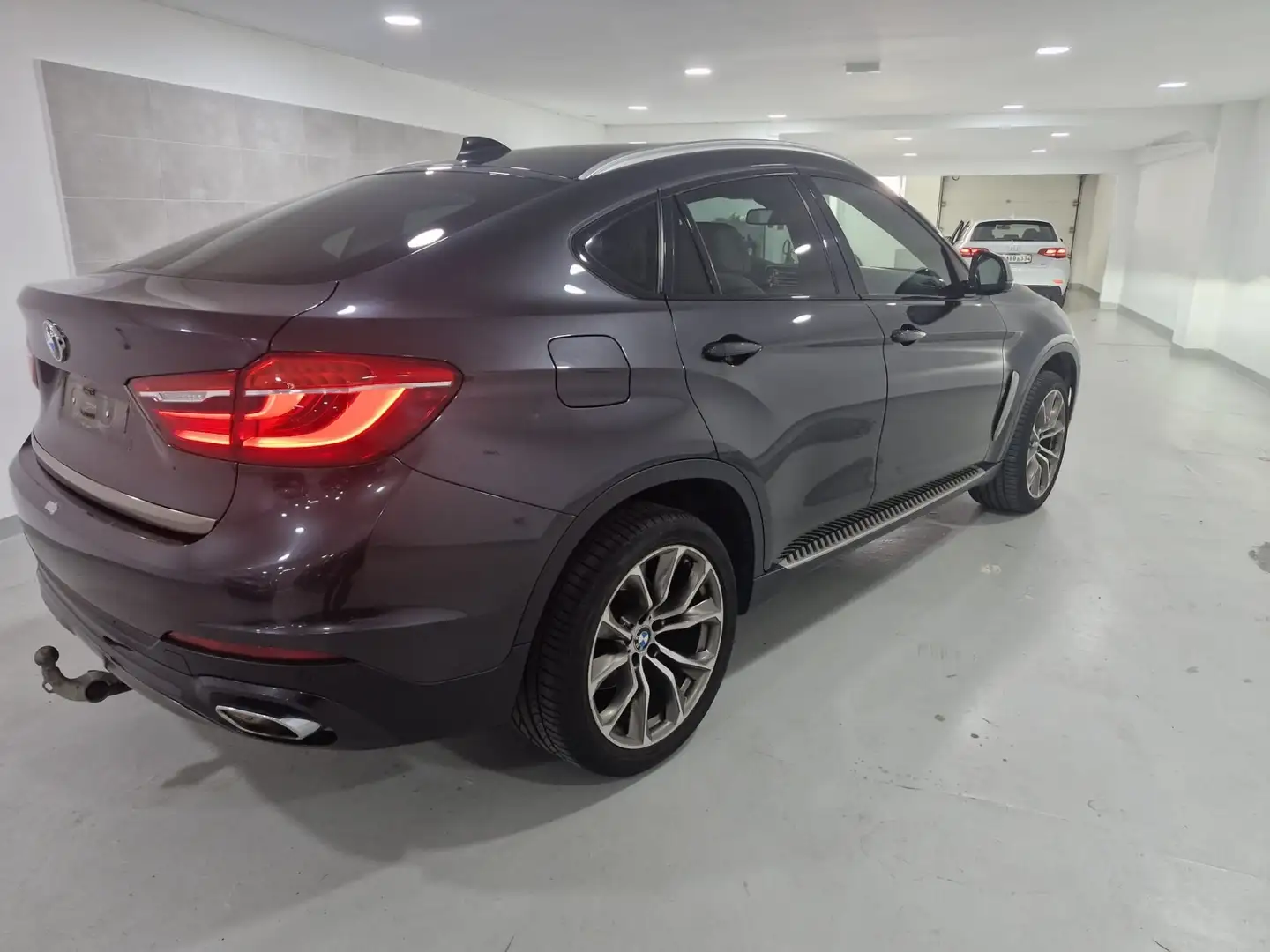 BMW X6 3.0 dAS xDrive40 Hnědá - 2