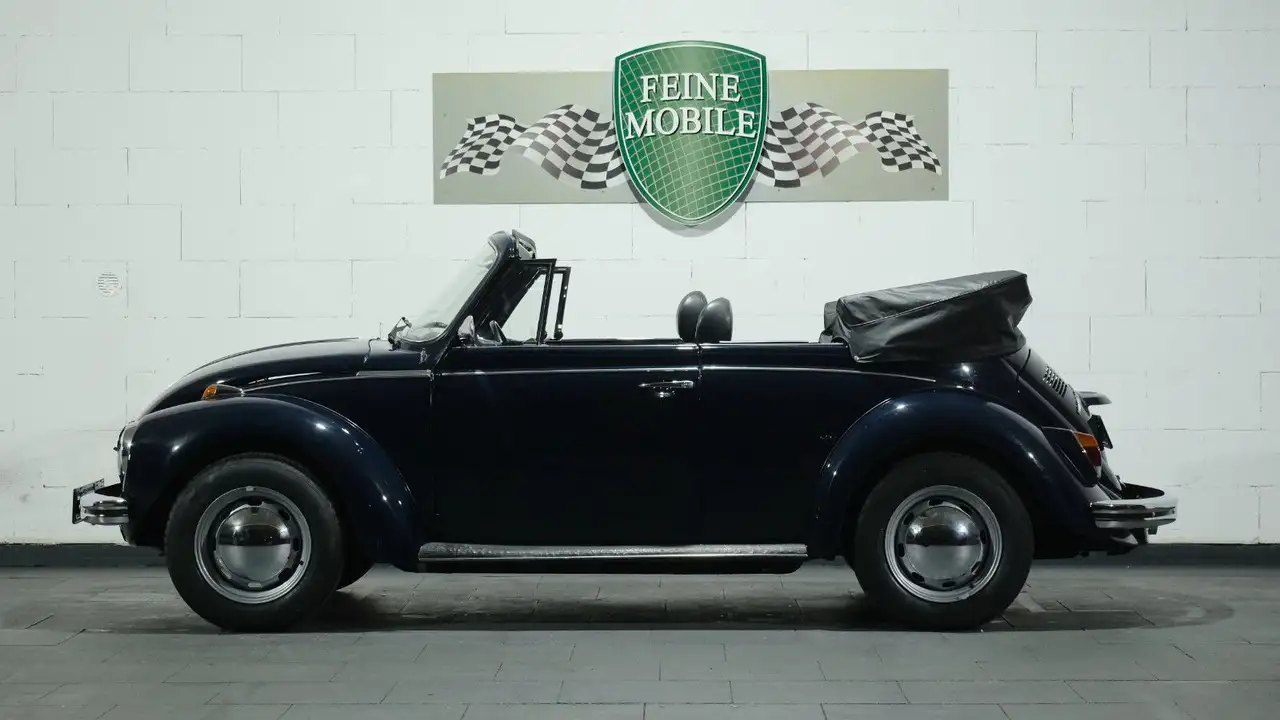 Volkswagen Käfer 1303 LS Fuel Injection Cabrio, foto 2