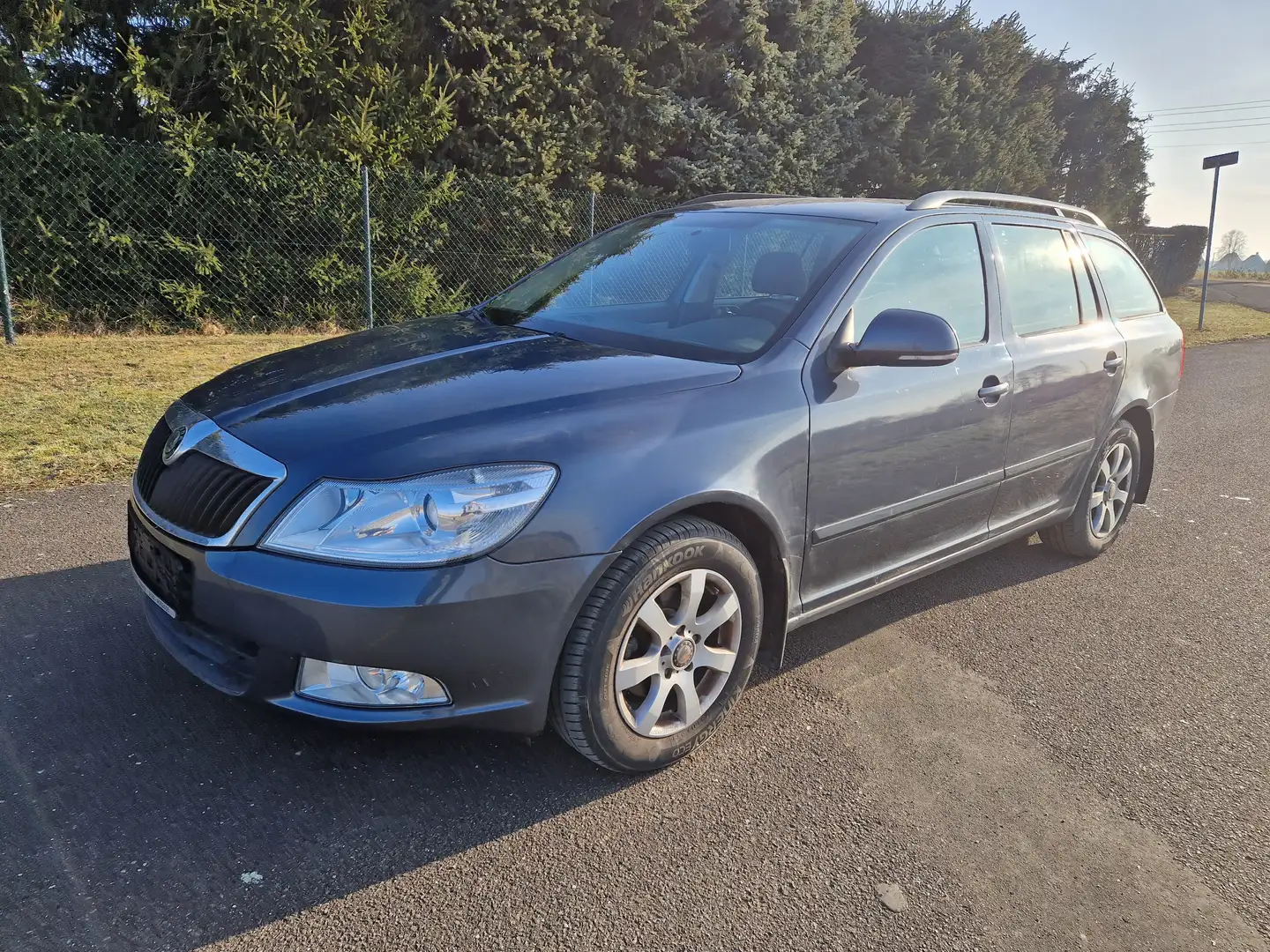Skoda Octavia Octavia Combi 1.4 TSI SPORT EDITION. Tüv neu Grau - 2