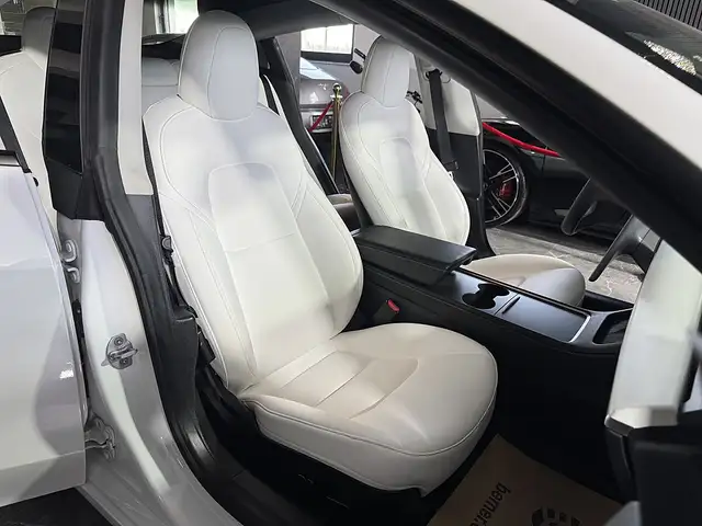 Tesla Model 3 view 15