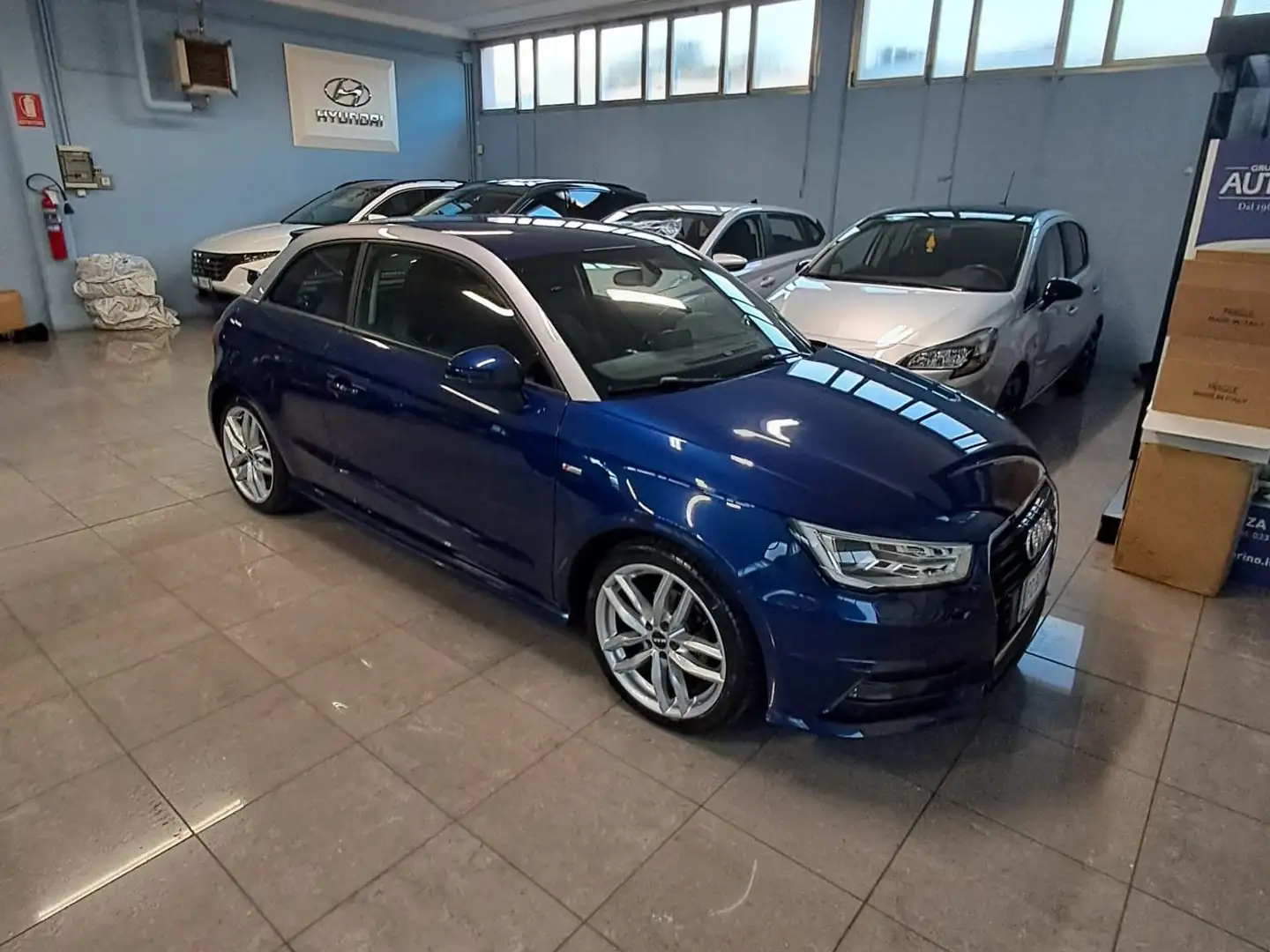 Audi A1 A1 1.6 tdi Sport Blu/Azzurro - 1