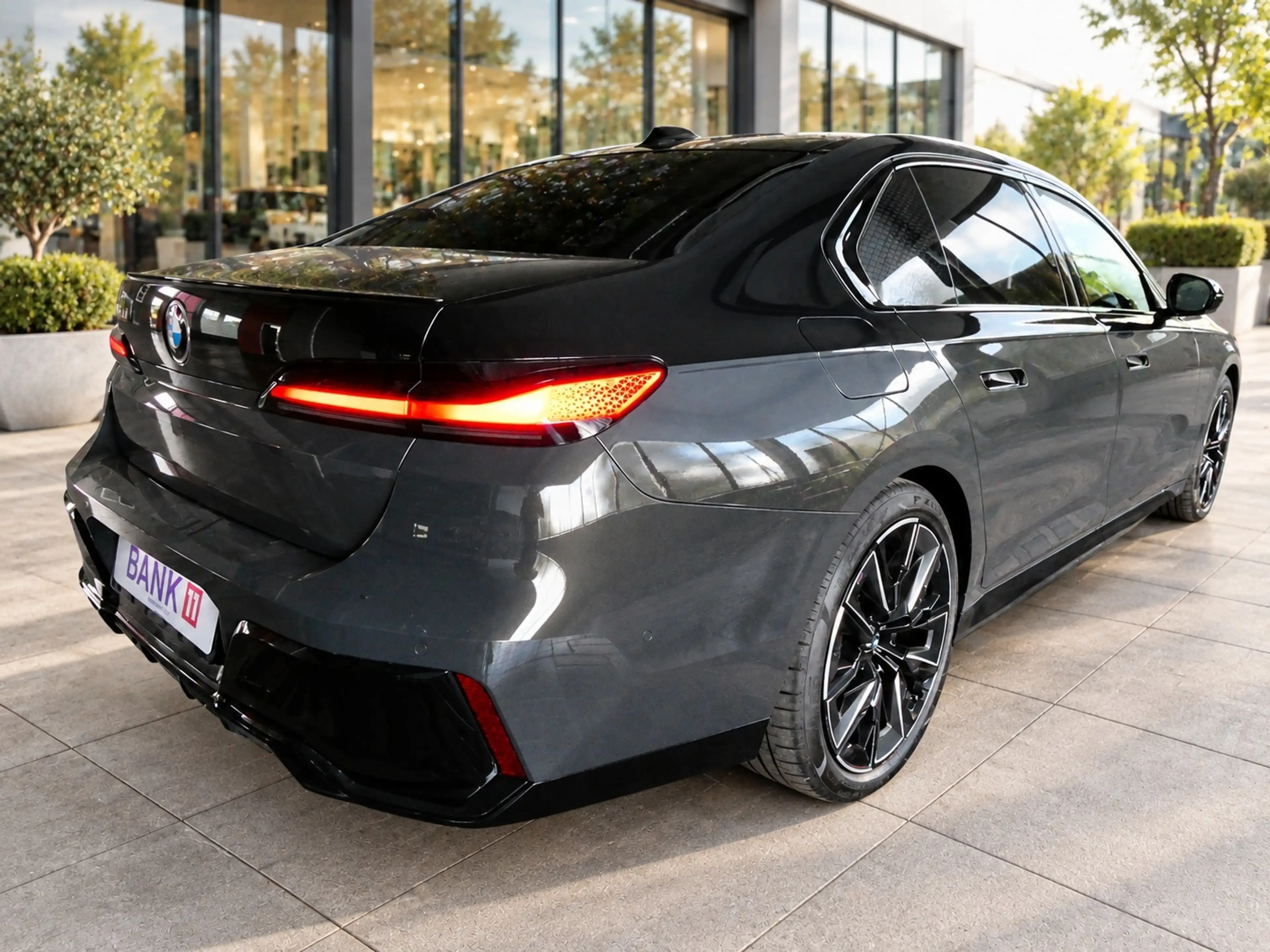 BMW 740 740d xD MPAKETPRO+TWO-TON+PANO+ICON-GLO+SOFT+DAP — photo 5