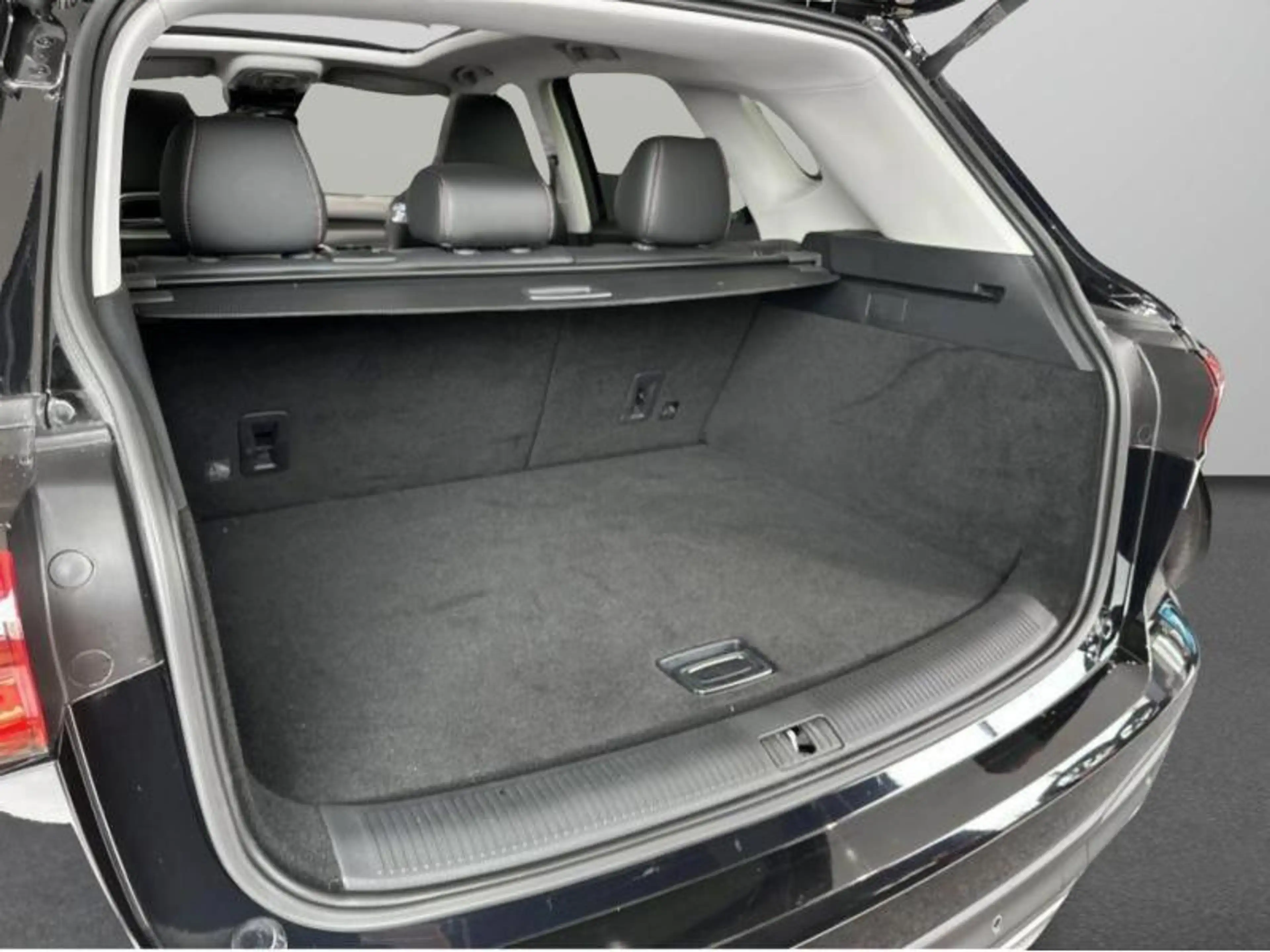 MG EHS 1.5T Luxury — photo 15