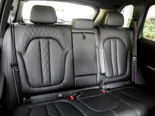 BMW X5 X5 view 4