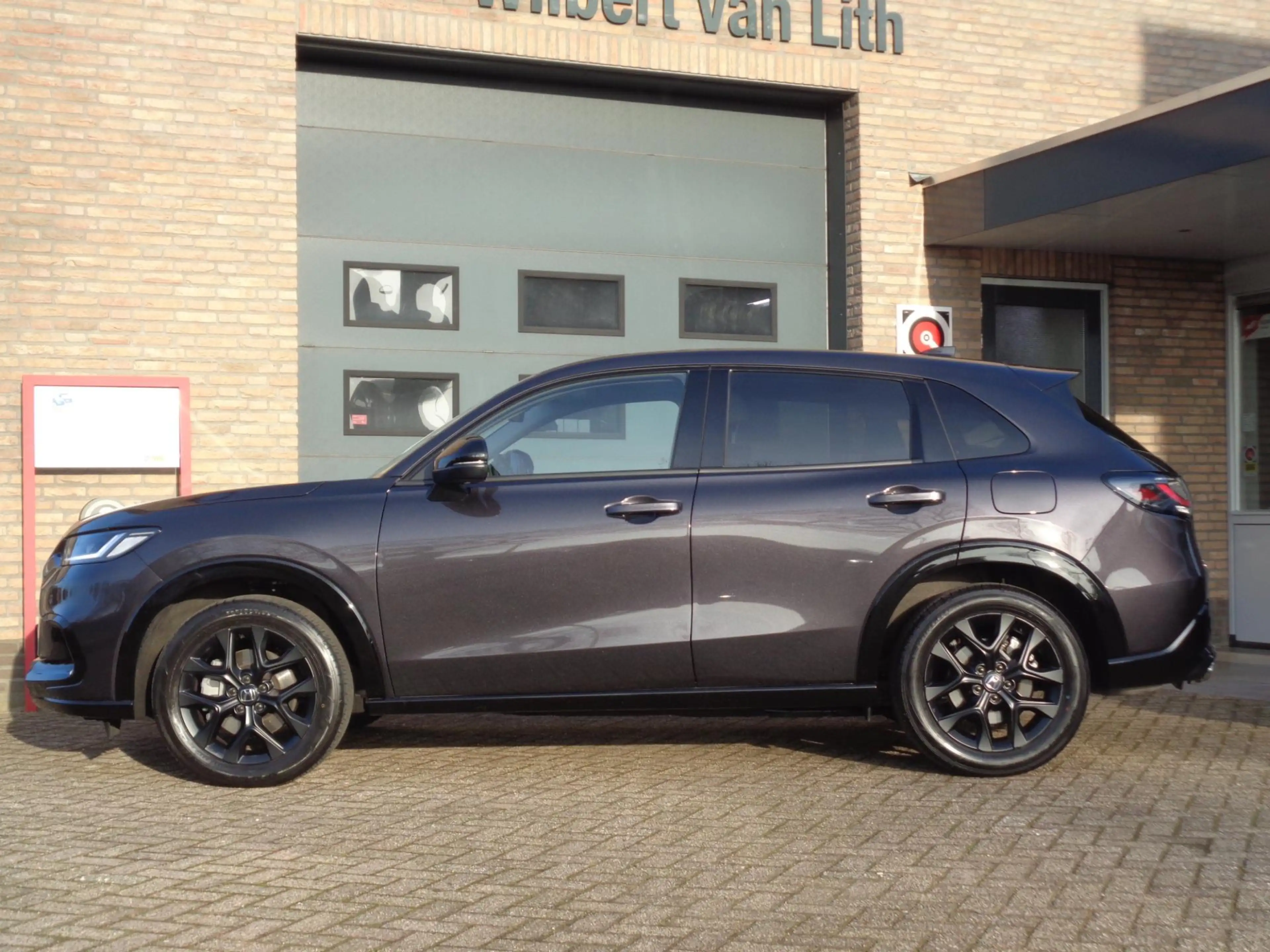 Honda ZR-V 2.0 e:HEV Sport | Navi | AdapCruise | Camera | Ele — photo 9