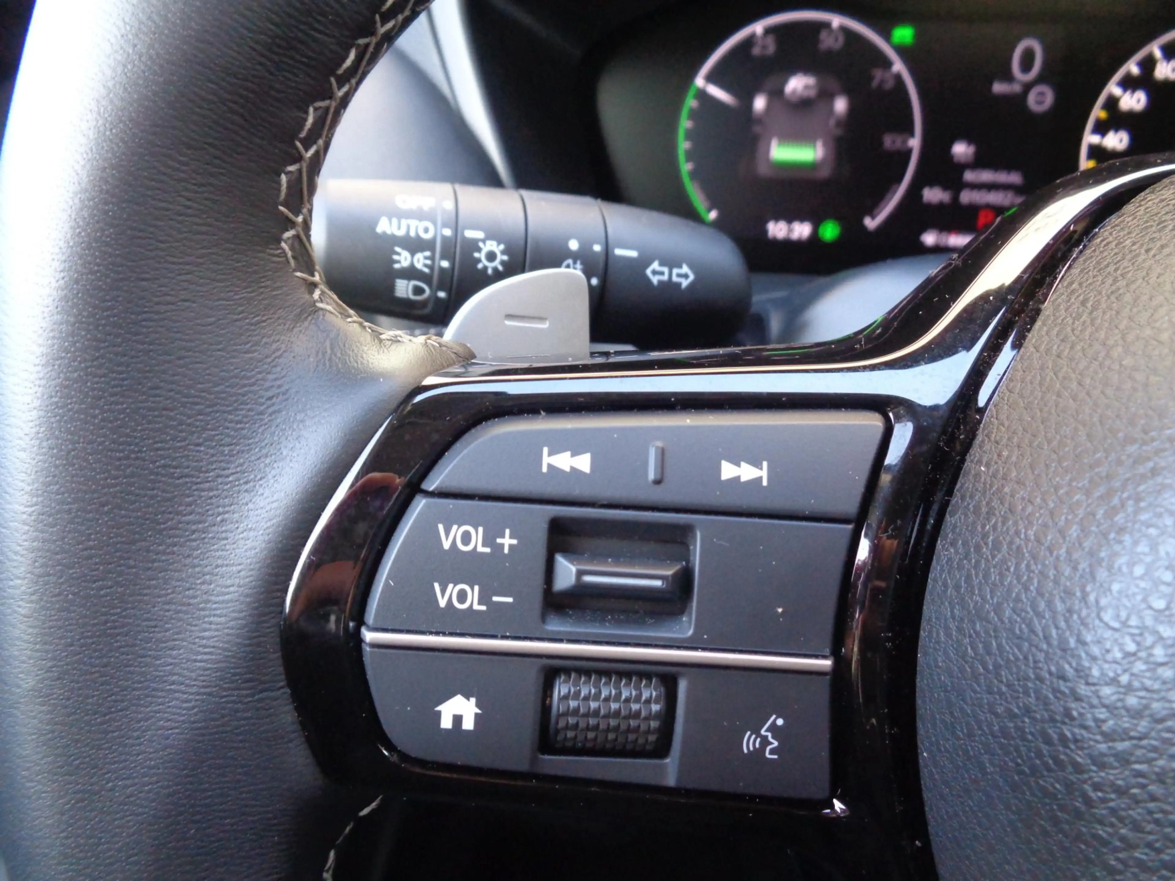 Honda ZR-V 2.0 e:HEV Sport | Navi | AdapCruise | Camera | Ele — photo 13