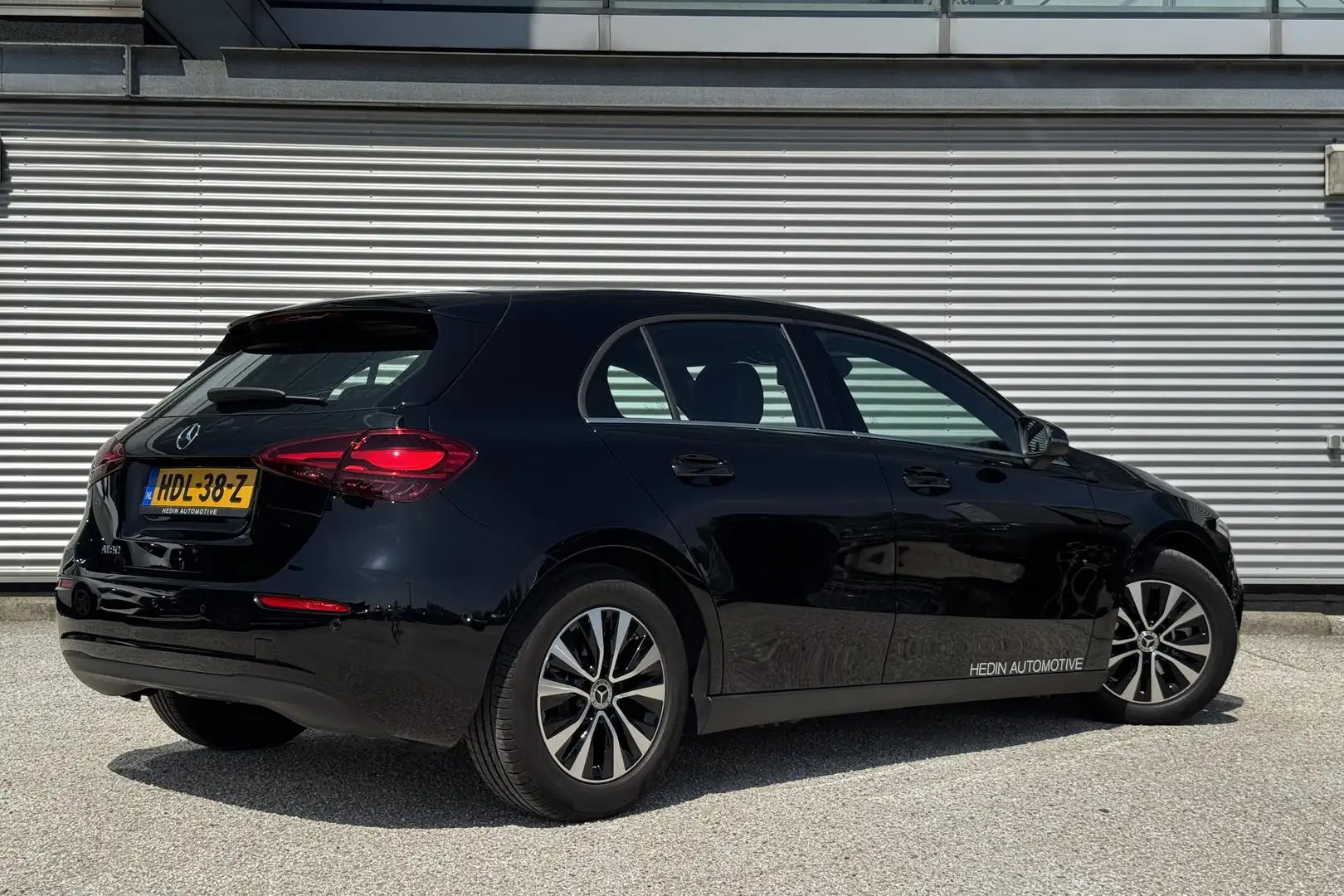 Mercedes-Benz A 180 A Automaat Star Edition Limited | LED | Stoelverwa Zwart - 2