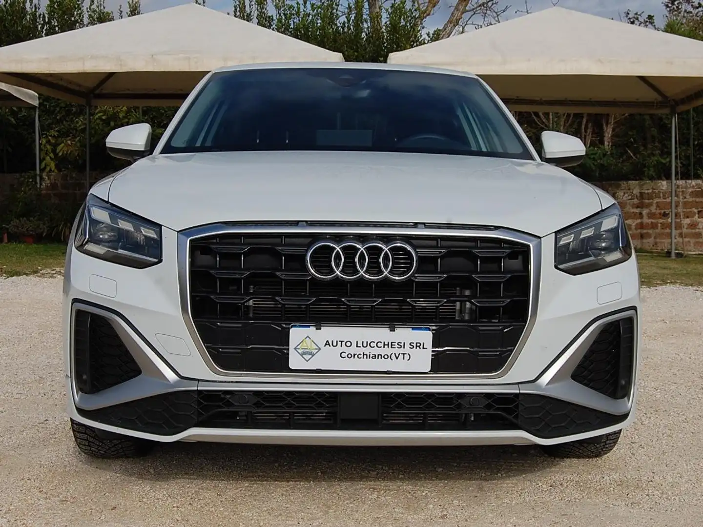 Audi Q2 35 2.0 tdi Identity Black s-tronic Bianco - 2