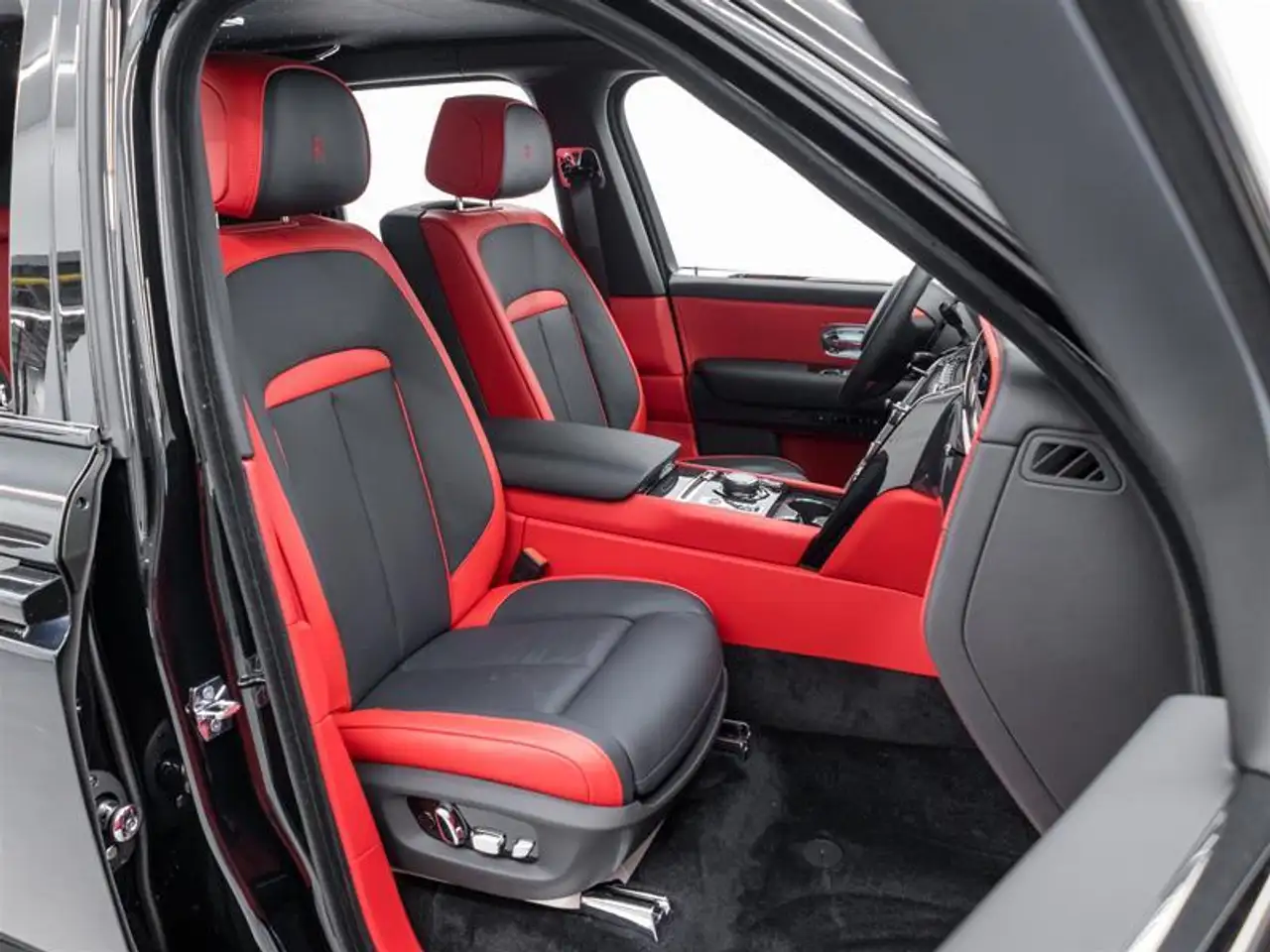 Rolls-Royce Cullinan fotografie Rolls-Royce Cullinan