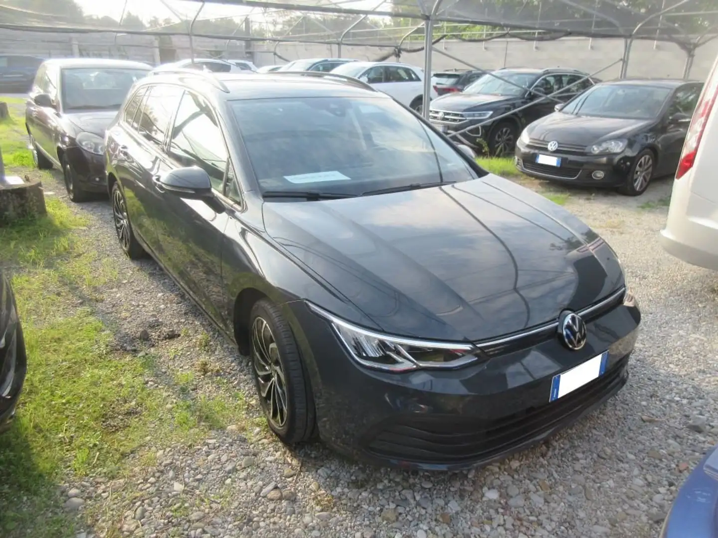 Volkswagen Golf Variant 2.0 TDI 115 CV LIFE LED Grigio - 2