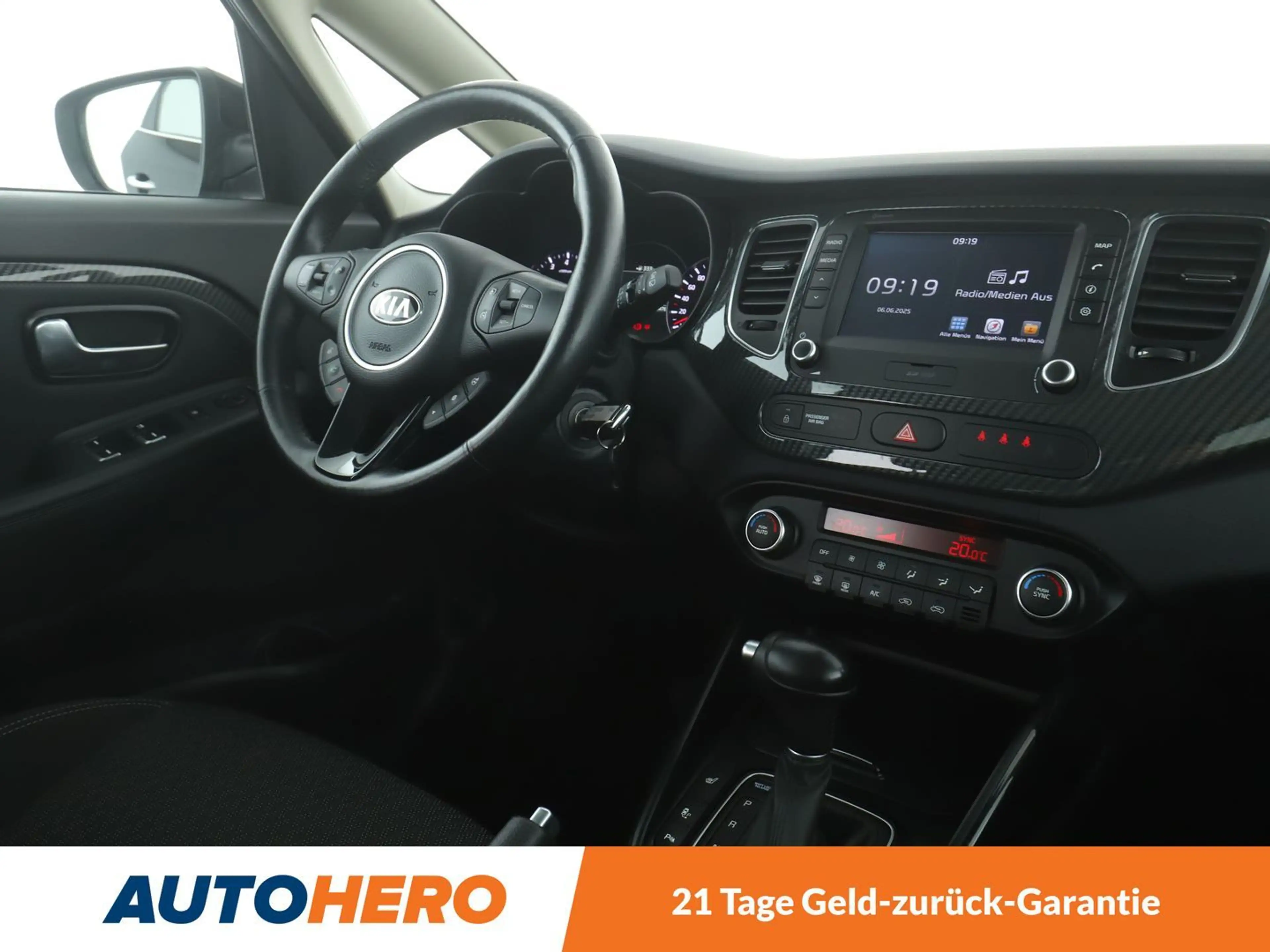 Kia Carens 2.0 GDI Vision Aut*NAVI*TEMPO*CAM*PDC*SHZ* — photo 13