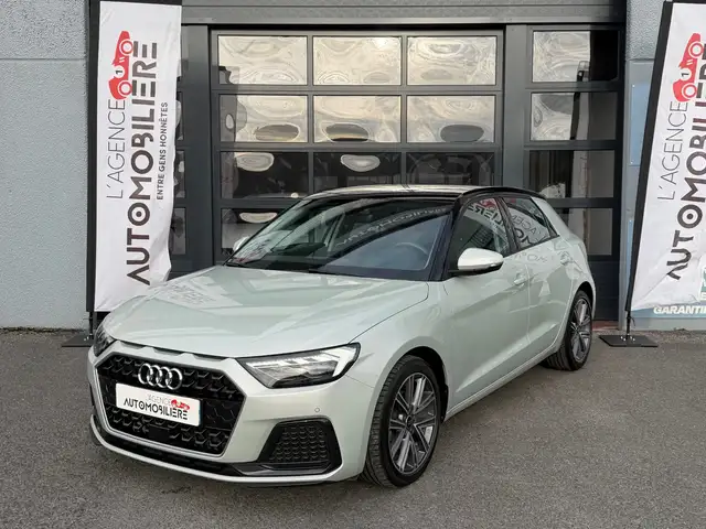 Audi A1 view 2