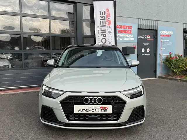 Audi A1 view 3