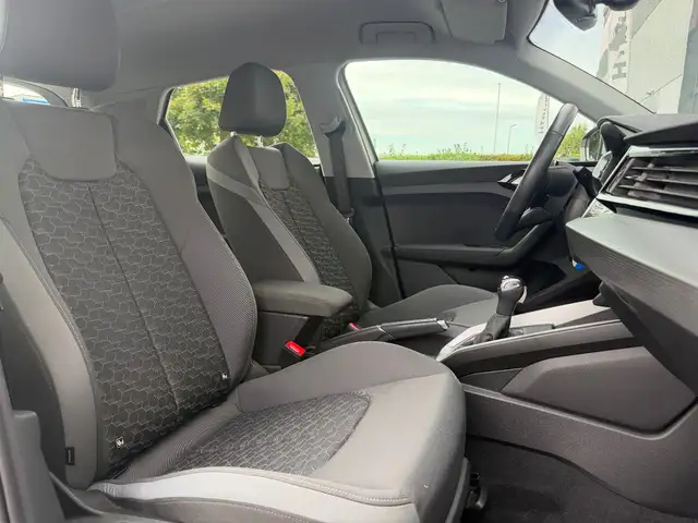 Audi A1 view 10