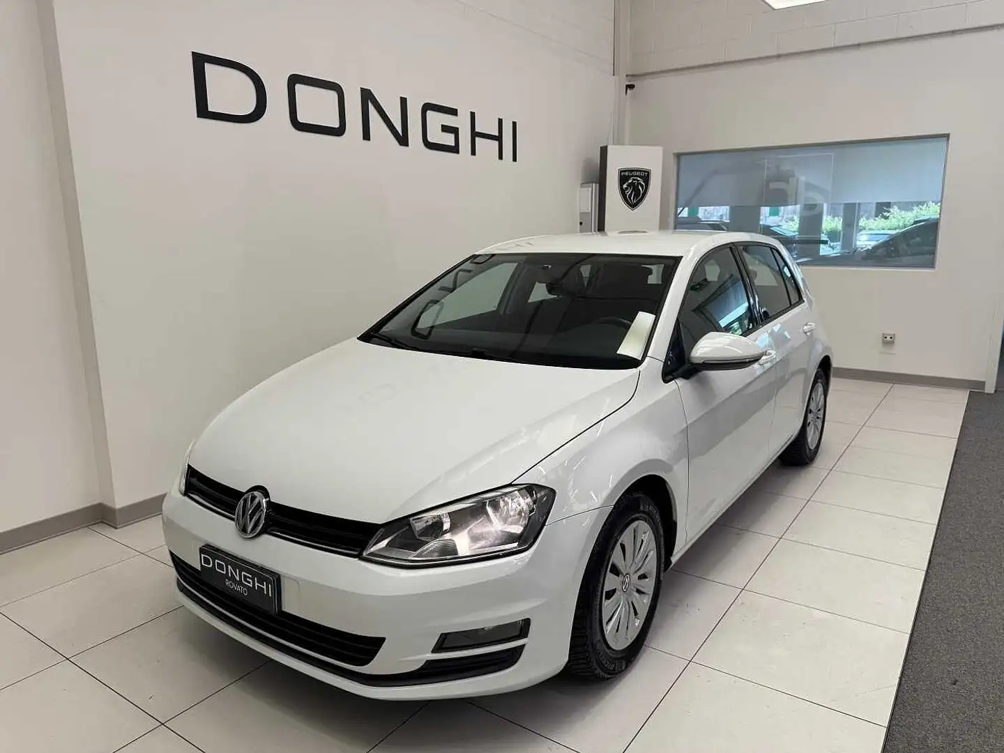 Volkswagen Golf Confortline 1.2 TSI 105cv 5p. BlueMotion White - 1