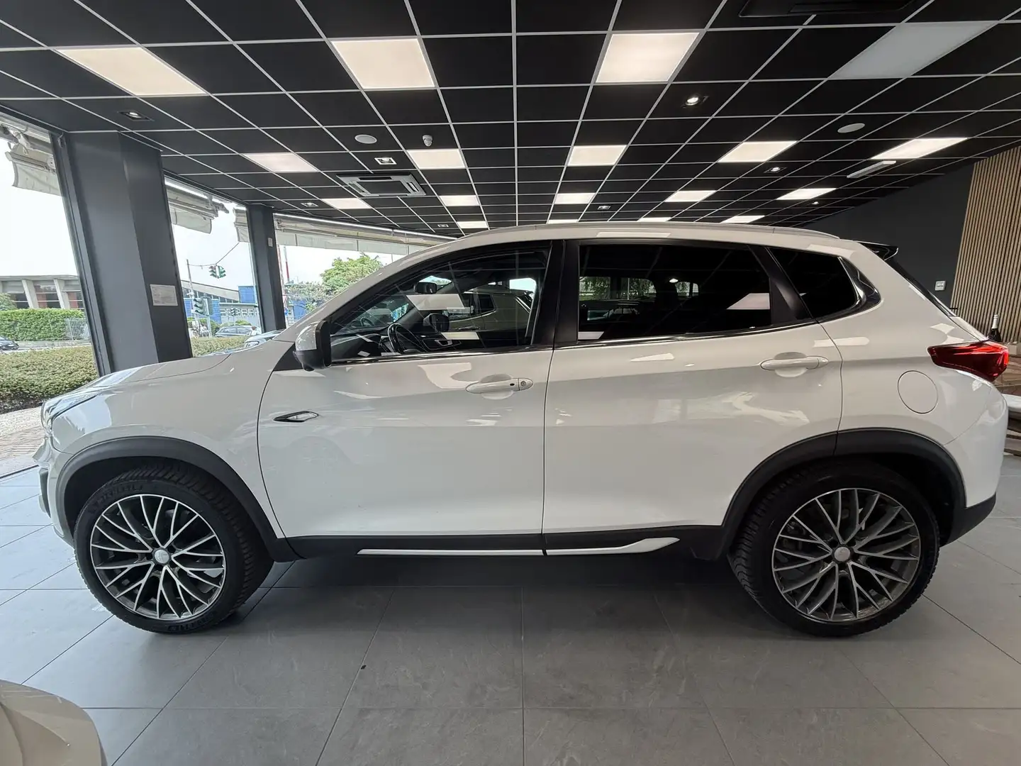 DR Automobiles DR F35 1.5 Turbo GPL *CAMBIO AUTOMATICO* Bianco - 2