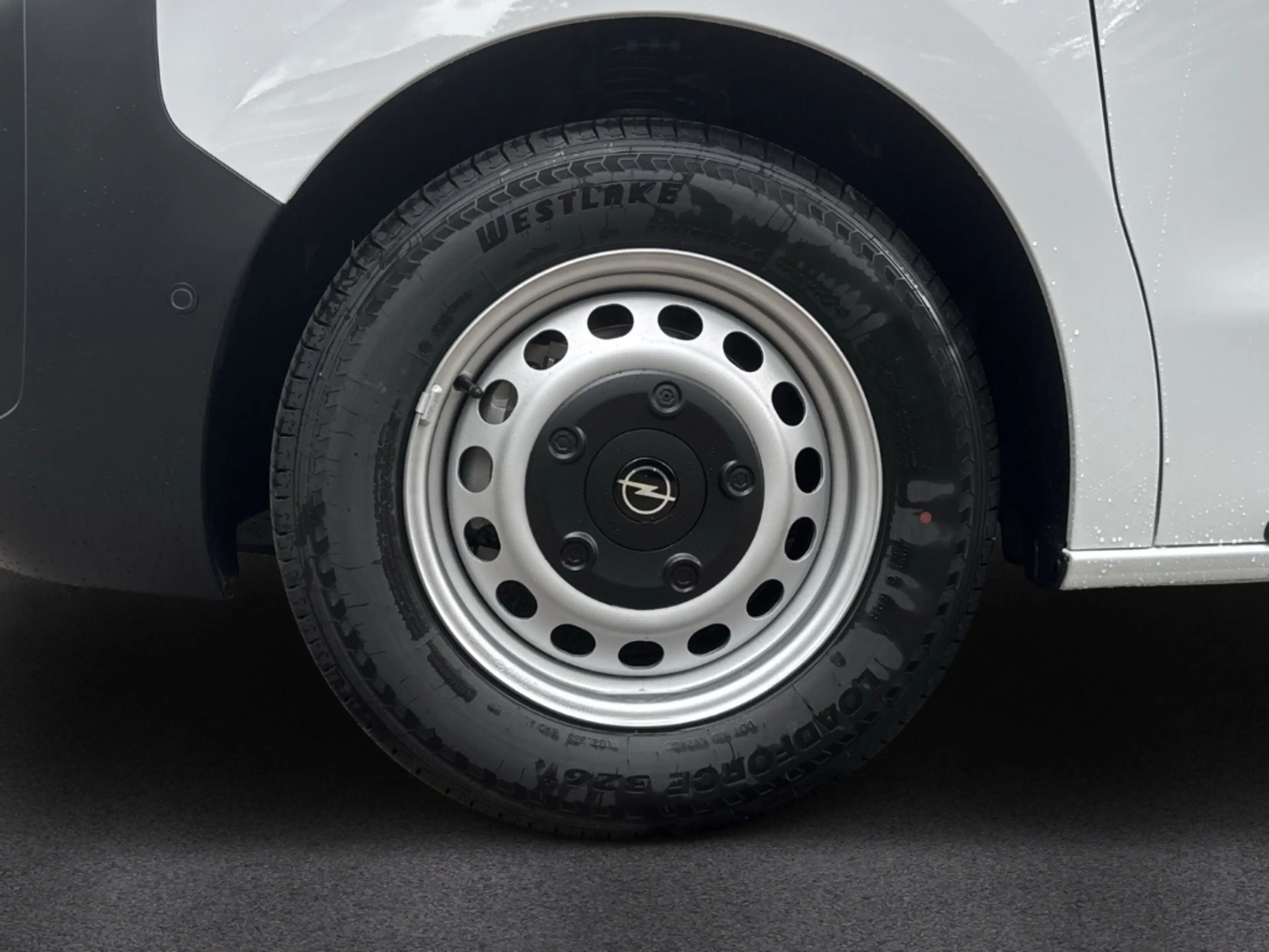 Opel Vivaro Kasten M 1.5D 120PS Navi Klima Totwinkel Tempomat — photo 9