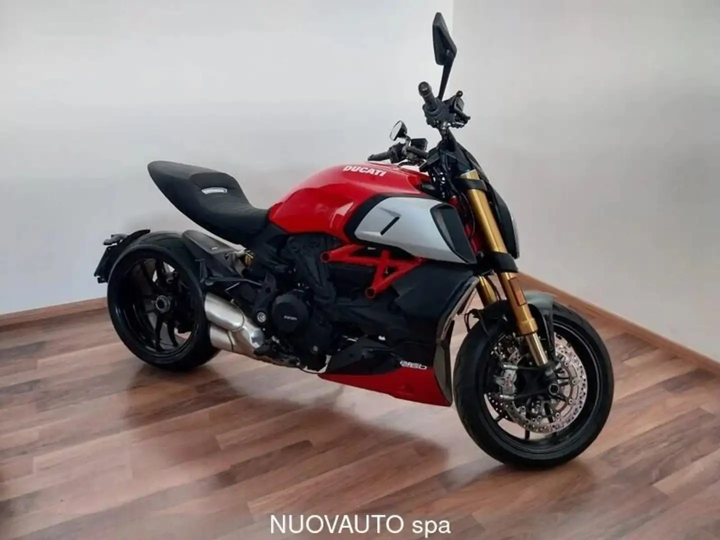 Ducati Diavel 1260 S Rosso - 1