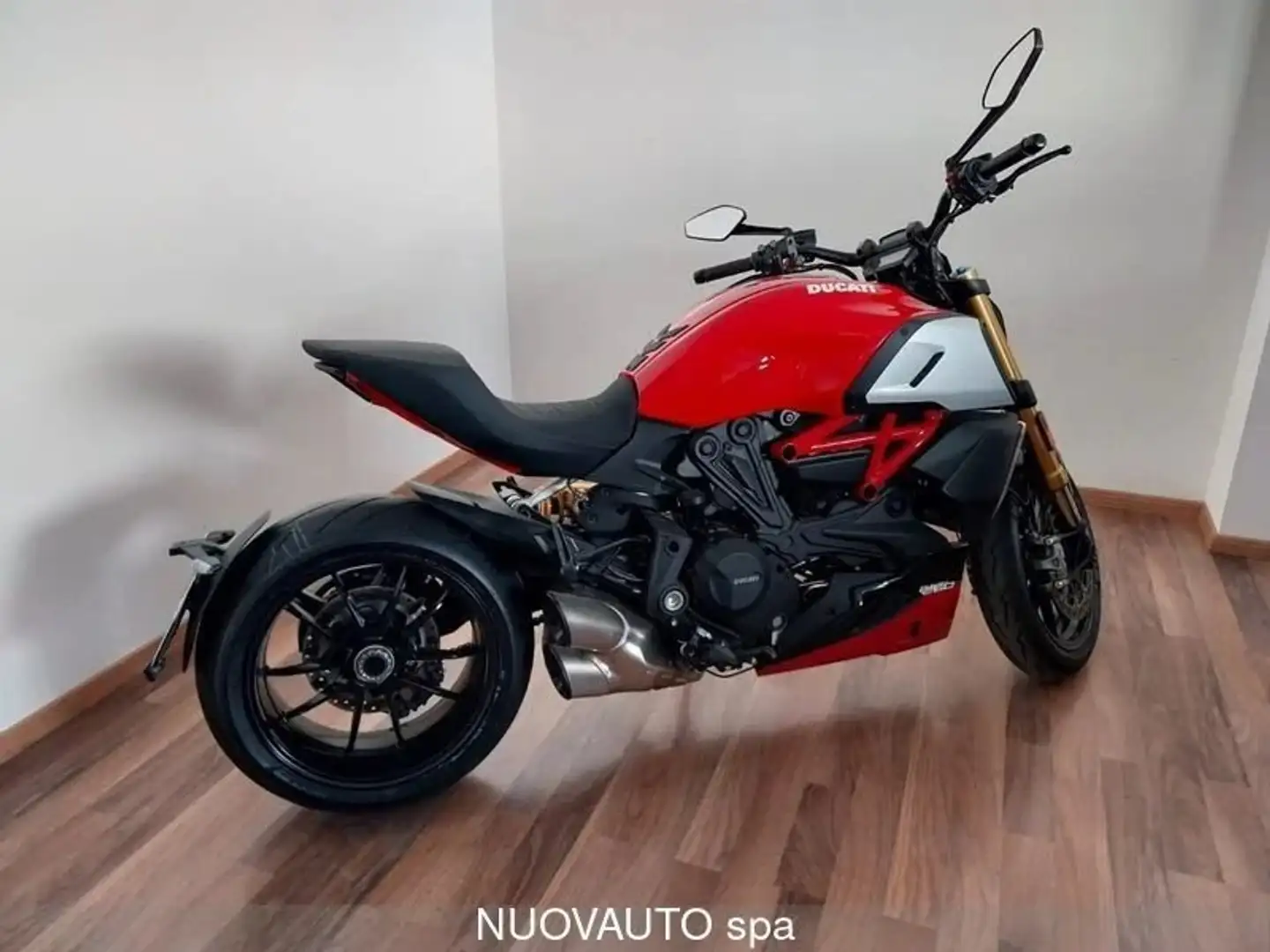 Ducati Diavel 1260 S Rosso - 2