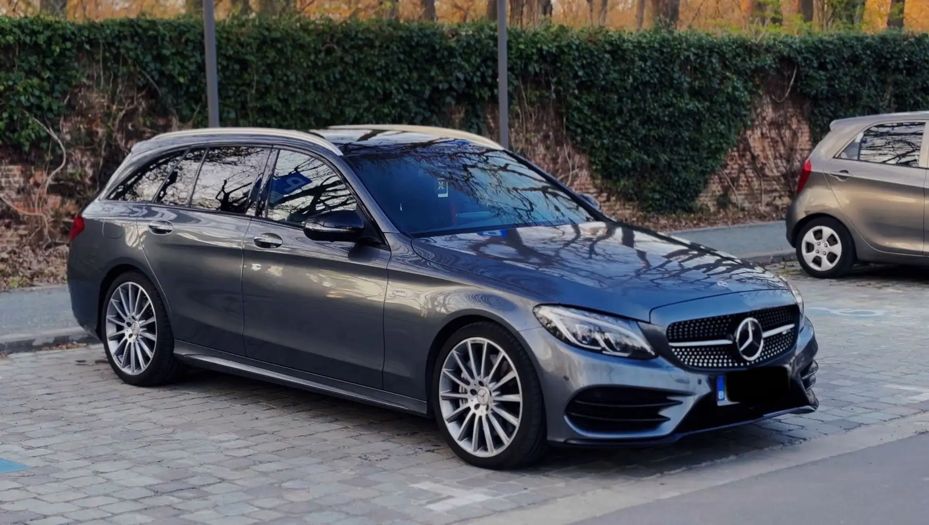 Mercedes-Benz C 43 AMG 4Matic T 9G-TRONIC - 2