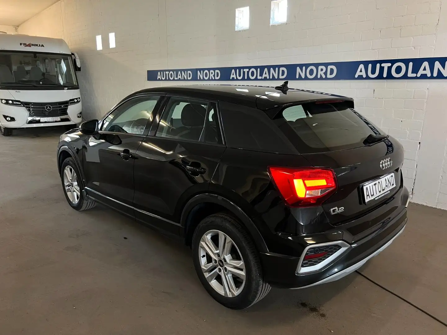 Audi Q2 35 1.5TFSI advanced*R.Cam*150PS*S-Tronic*Virt Schwarz - 2
