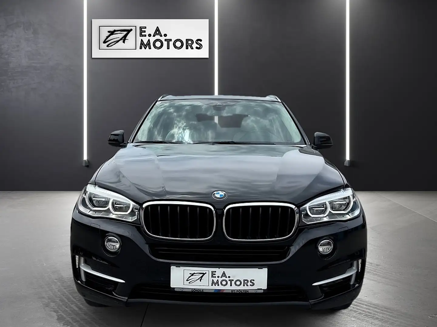 BMW X5 xDrive25d Österreich-Paket Aut. Schwarz - 2