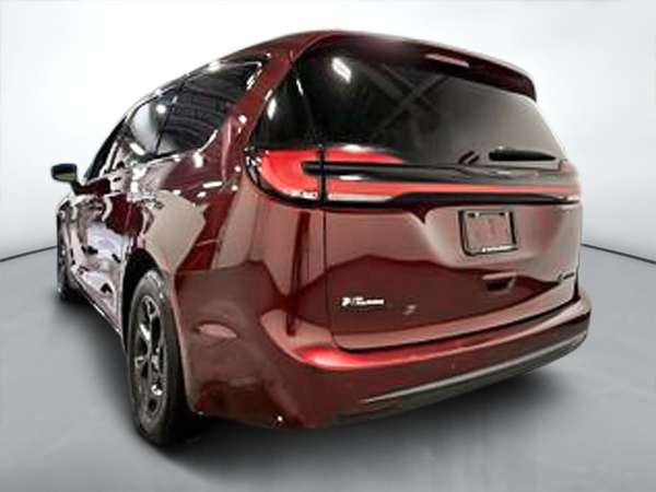 2023 Chrysler Pacifica TOURING — снимка 1