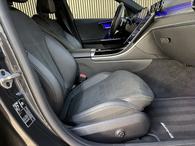 Mercedes-Benz C-Class view 7