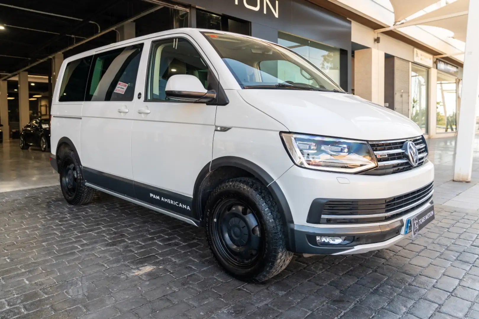 Volkswagen Multivan 2.0TDI BMT Outdoor PanAmericana 150kW Blanco - 1