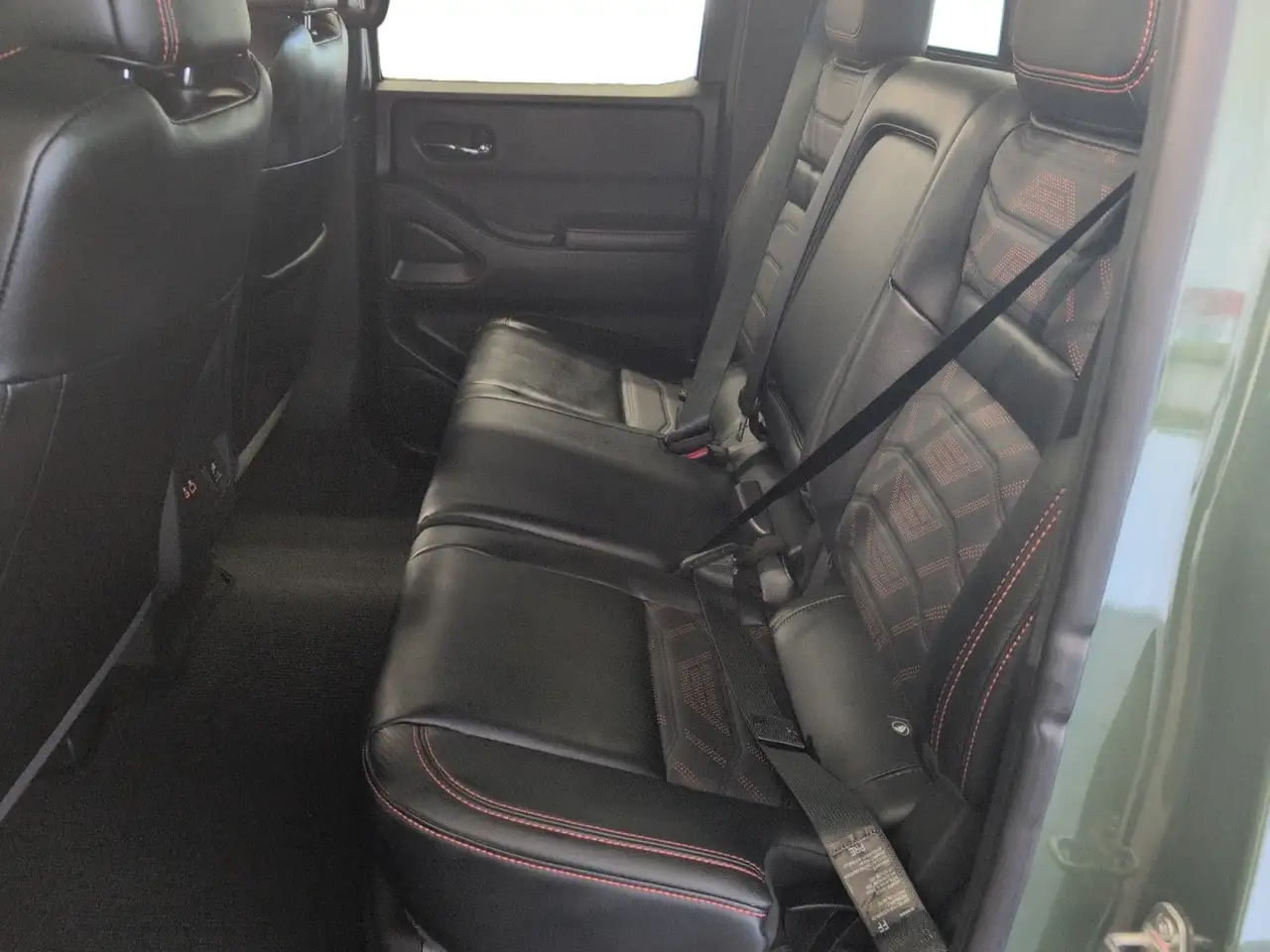 Nissan Frontier снимка Nissan Frontier
