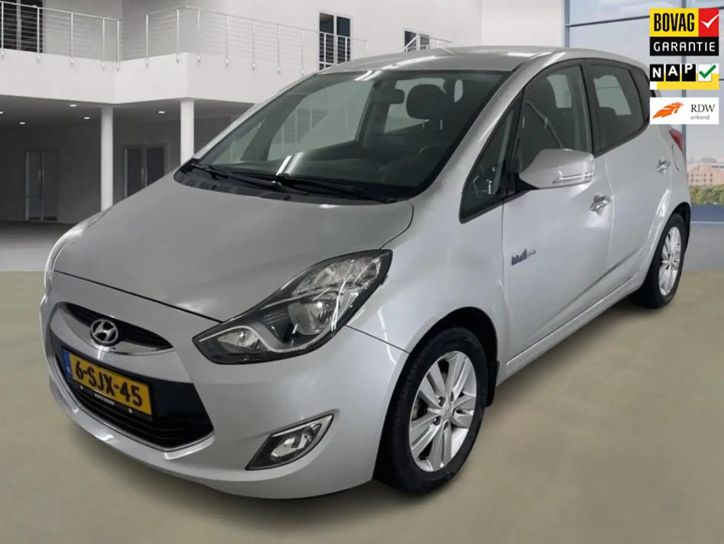 Hyundai iX20 1.4i i-Magine 52.500 km + NAP NL-auto Grijs - 1