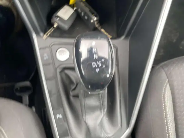 Volkswagen Polo view 16